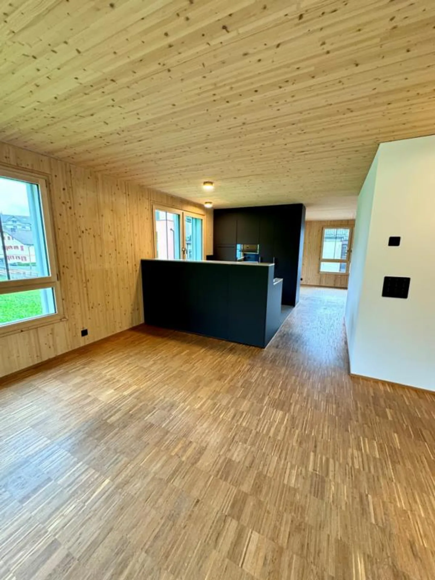 Modern Living in an Attractive Location - Photo 6 of 11