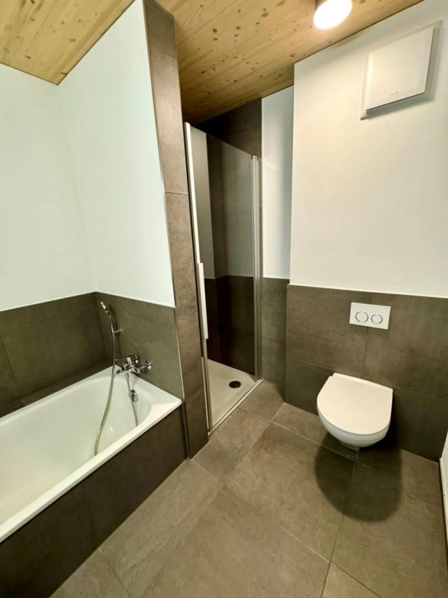 Modern Living in an Attractive Location - Photo 9 of 11