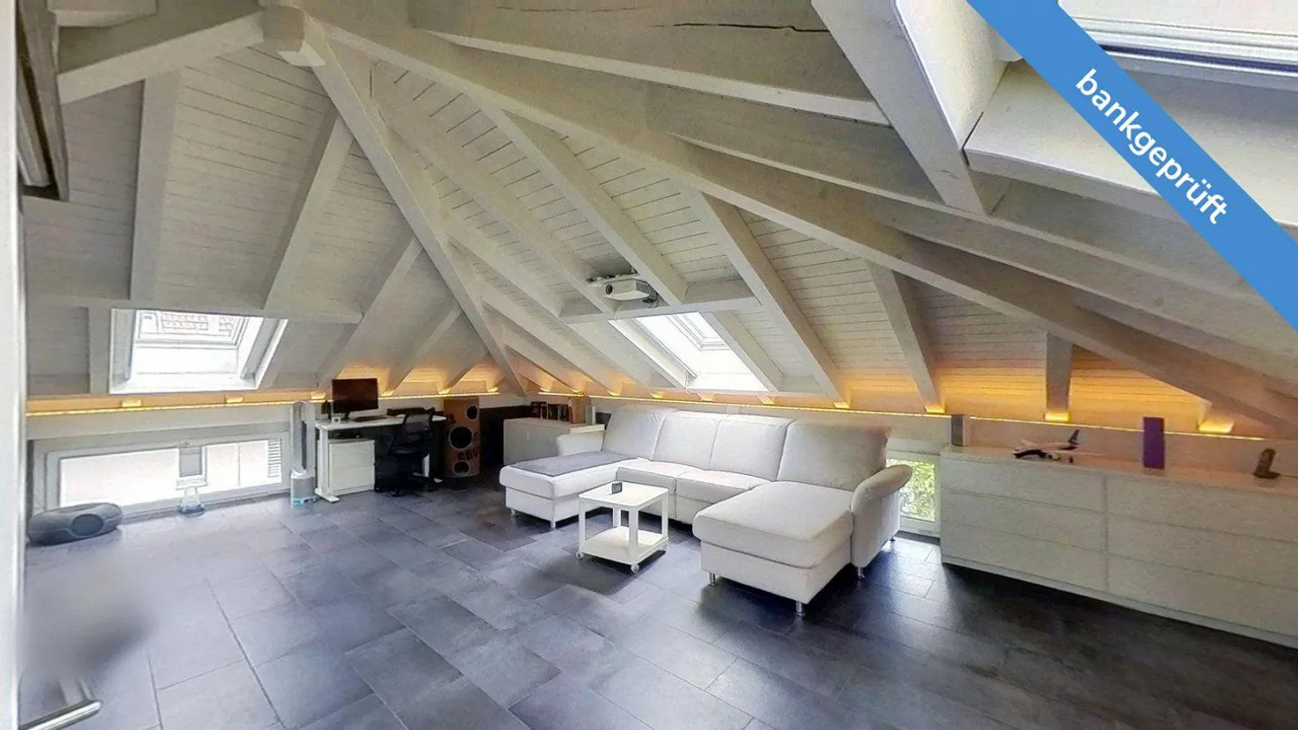 AgentSelly - Casa da sogno con soffitta convertita - Foto 9 di 13