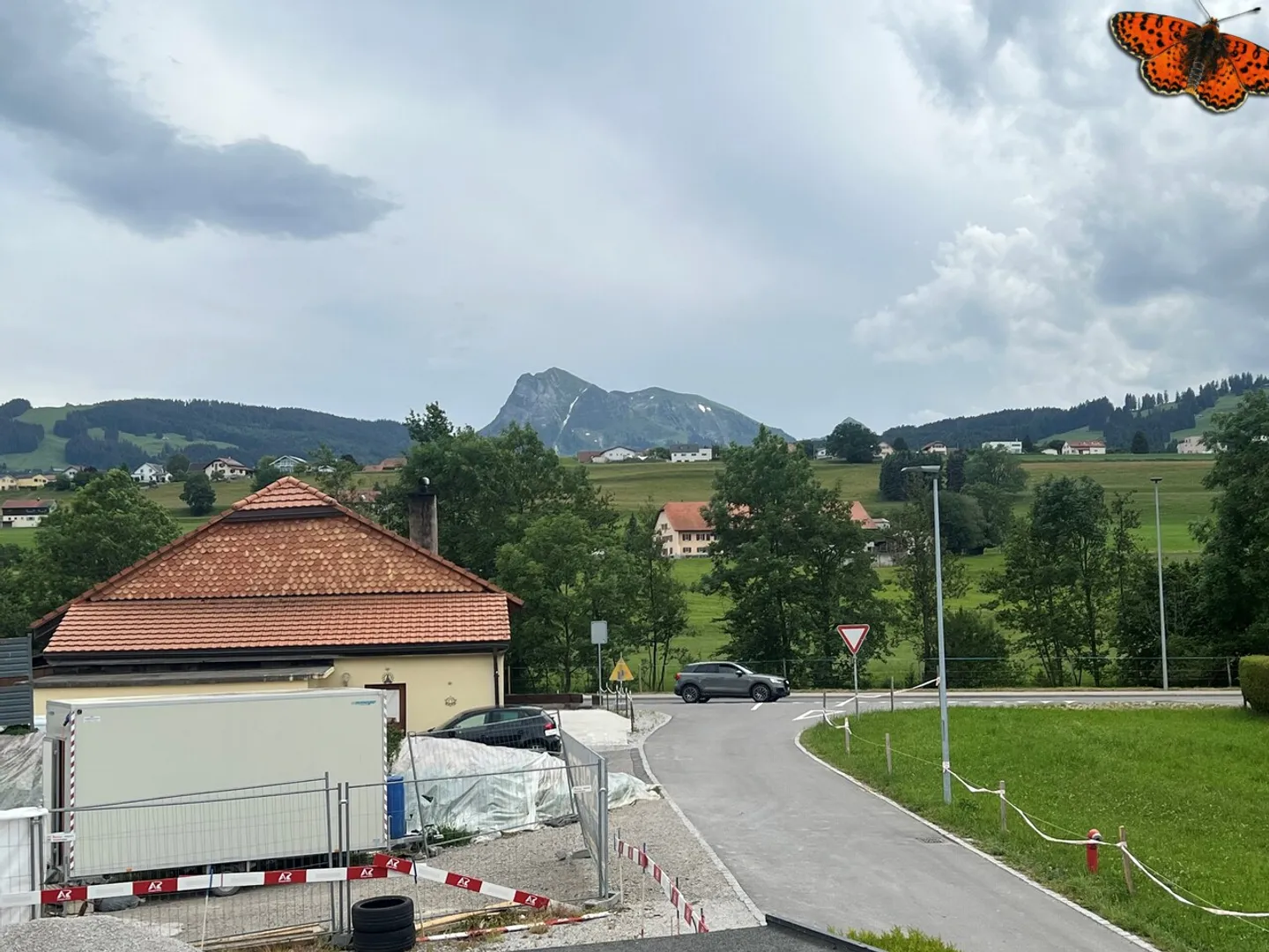 Charmante 2 ½ Zimmer in einem Familienhaus Vuadens - Foto 8 von 9