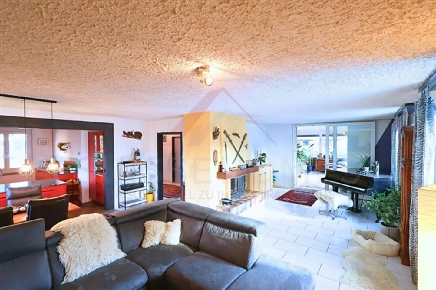 «Stilvolles Einfamilienhaus mit Pool & Sauna - idyllisches Familienparadies in ruhiger Lage von Kestenholz» - Foto 10 von 20