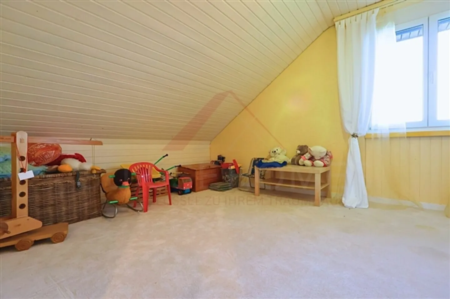 «Stilvolles Einfamilienhaus mit Pool & Sauna - idyllisches Familienparadies in ruhiger Lage von Kestenholz» - Foto 19 von 20