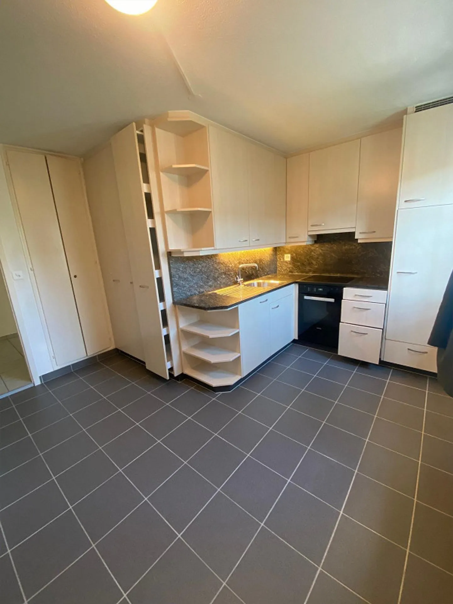 Appartamento 3.5 locali con balcone - Foto 5 di 11