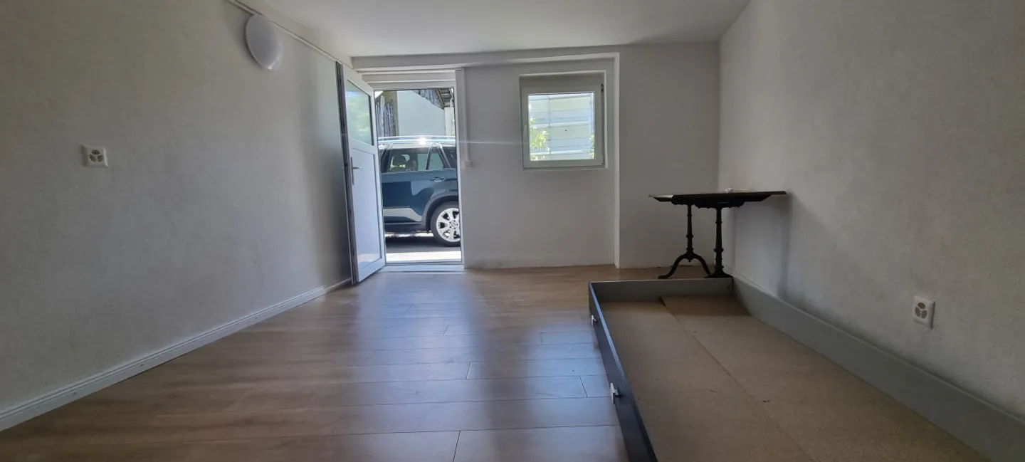 Elegante villa con un appartamento indipendente di 2 stanze - Foto 14 di 28