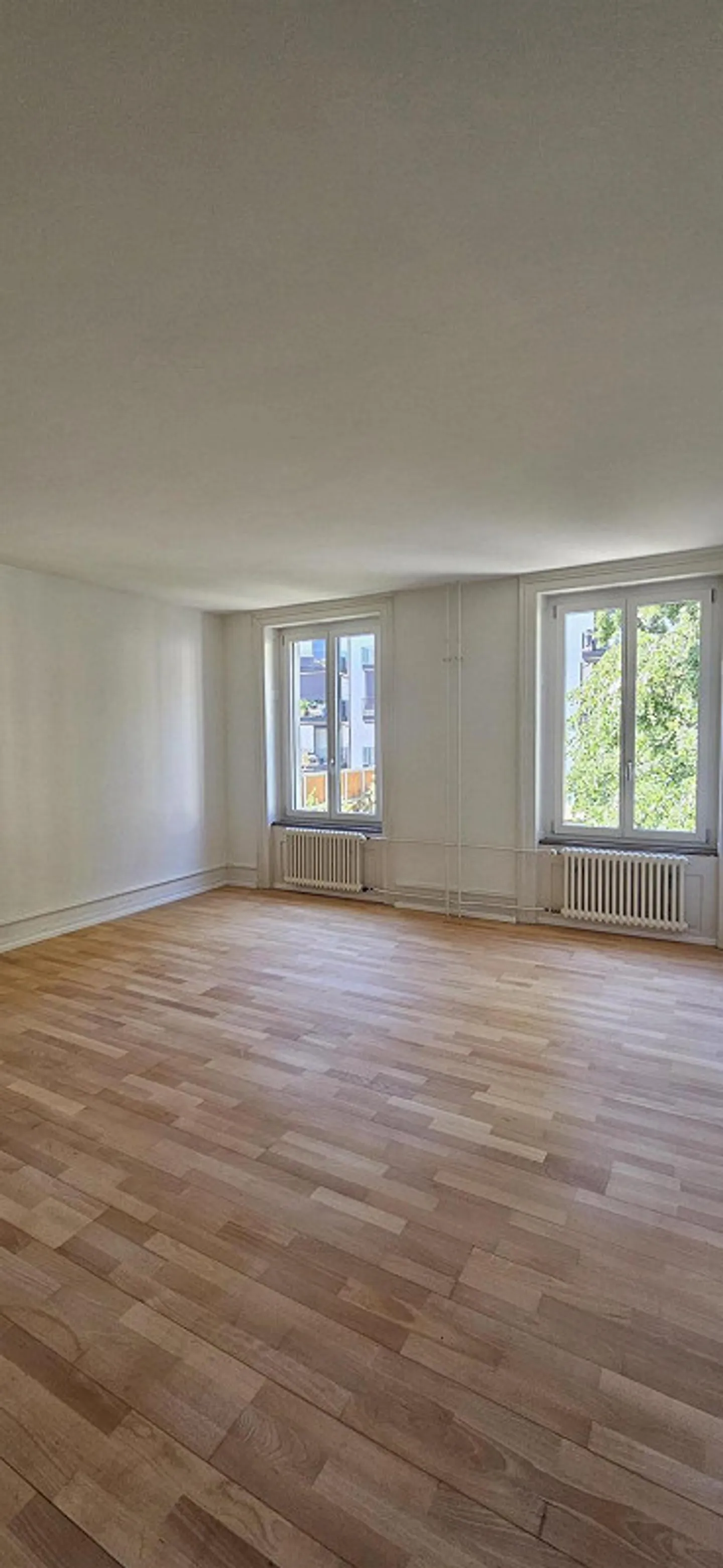 Zentrale 4-Zimmer-Wohnung in Zürich - Foto 8 von 11