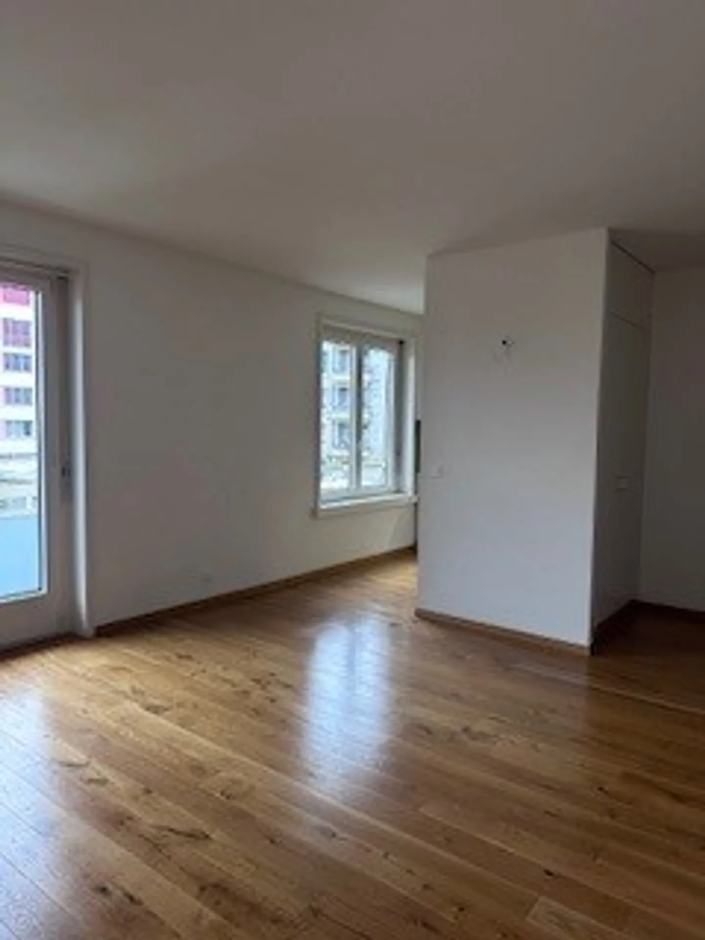 Charmant appartement 2.5 pièces - Photo 3 sur 11