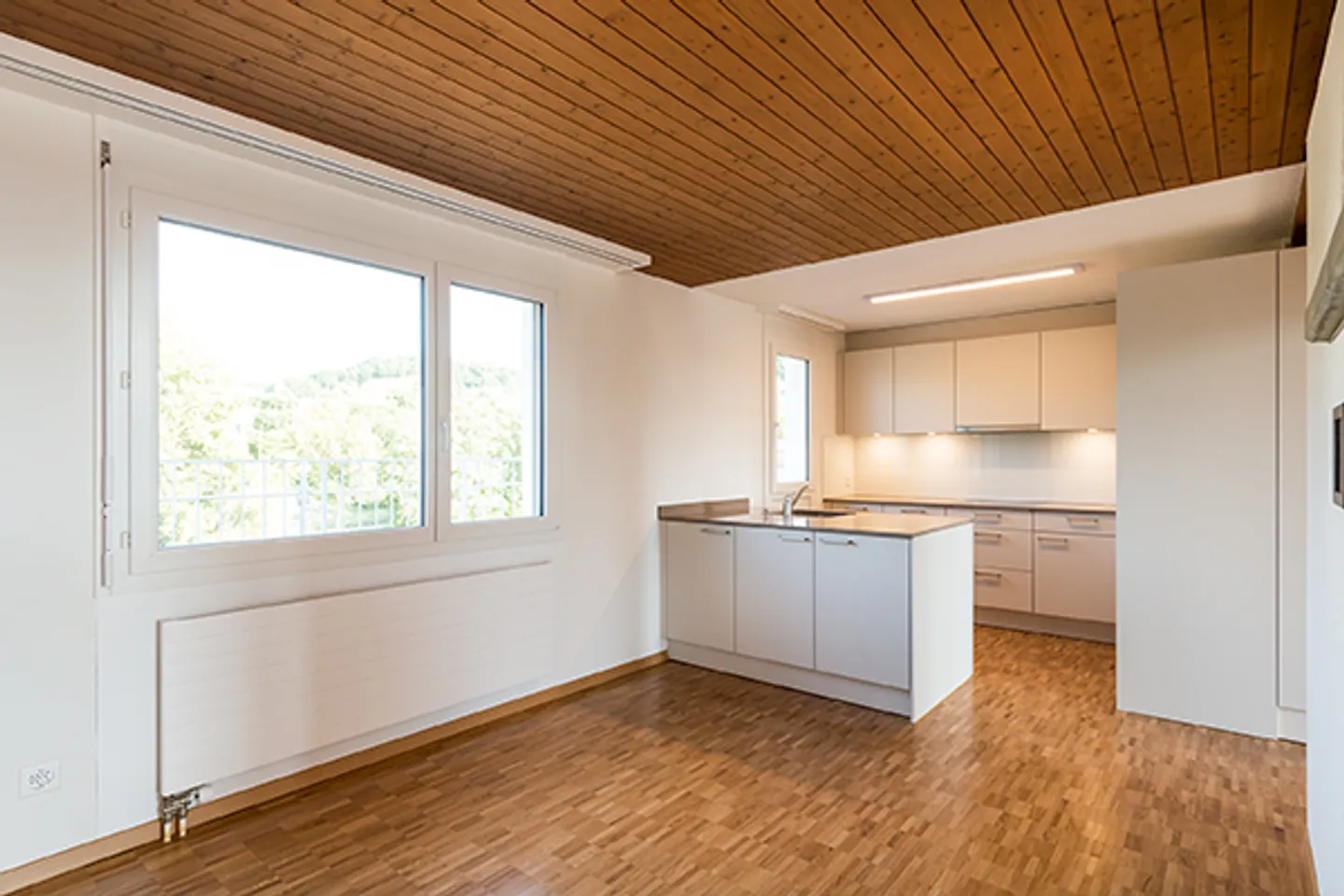 Appartement confortable avec une énorme terrasse sur le toit ! - Photo 3 sur 7