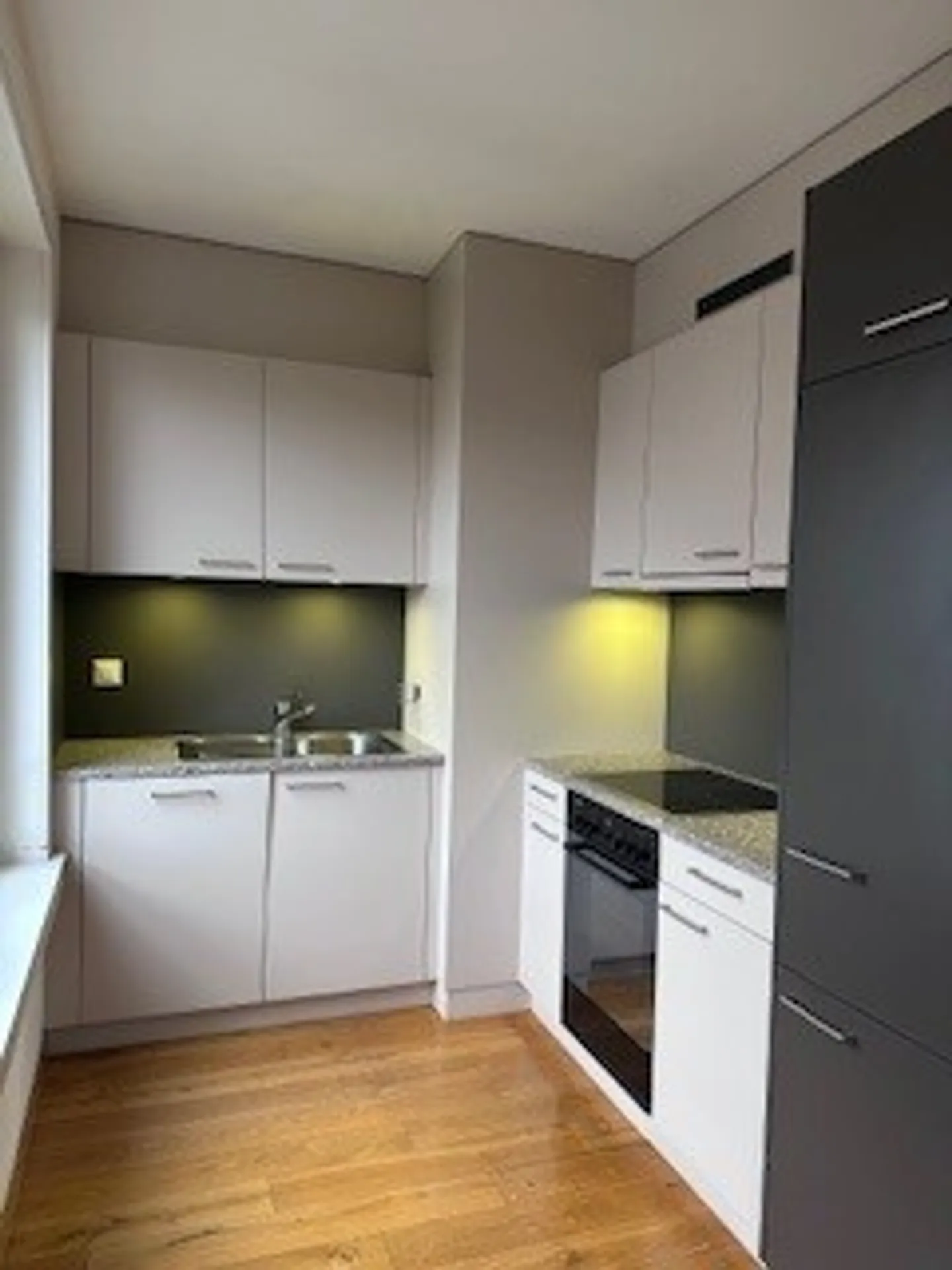 Charmant appartement 2.5 pièces - Photo 5 sur 11