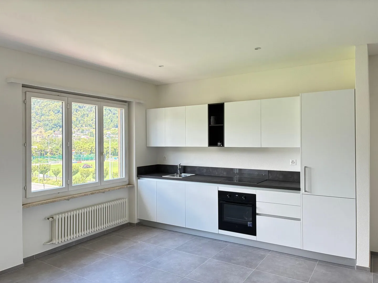 4.5 camere in posizione strategica a Losone - Foto 1 di 7