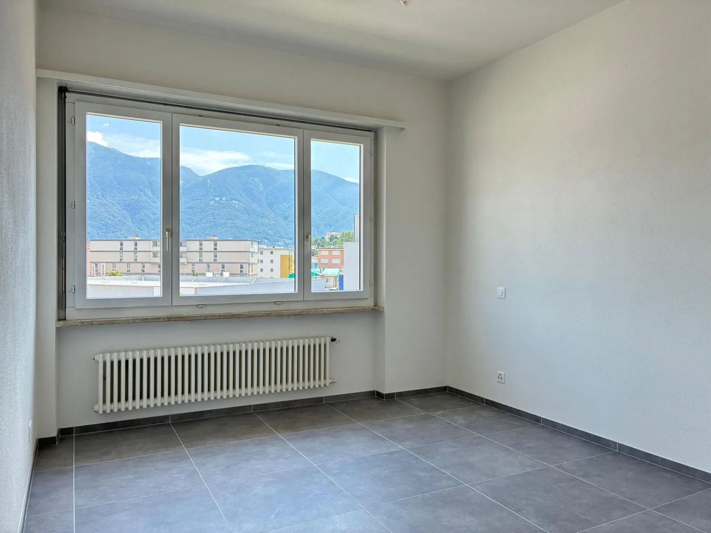 4.5 camere in posizione strategica a Losone - Foto 4 di 7