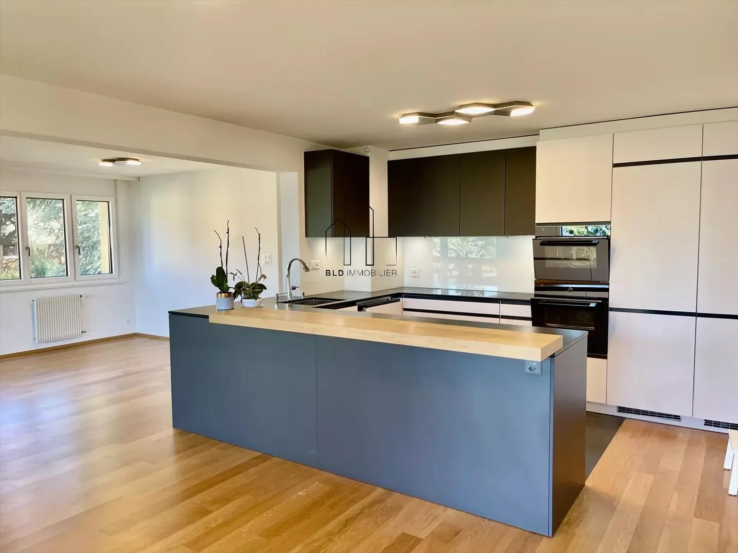 Helles 5.5-Zimmer-Wohnung komplett renoviert - Foto 1 von 13