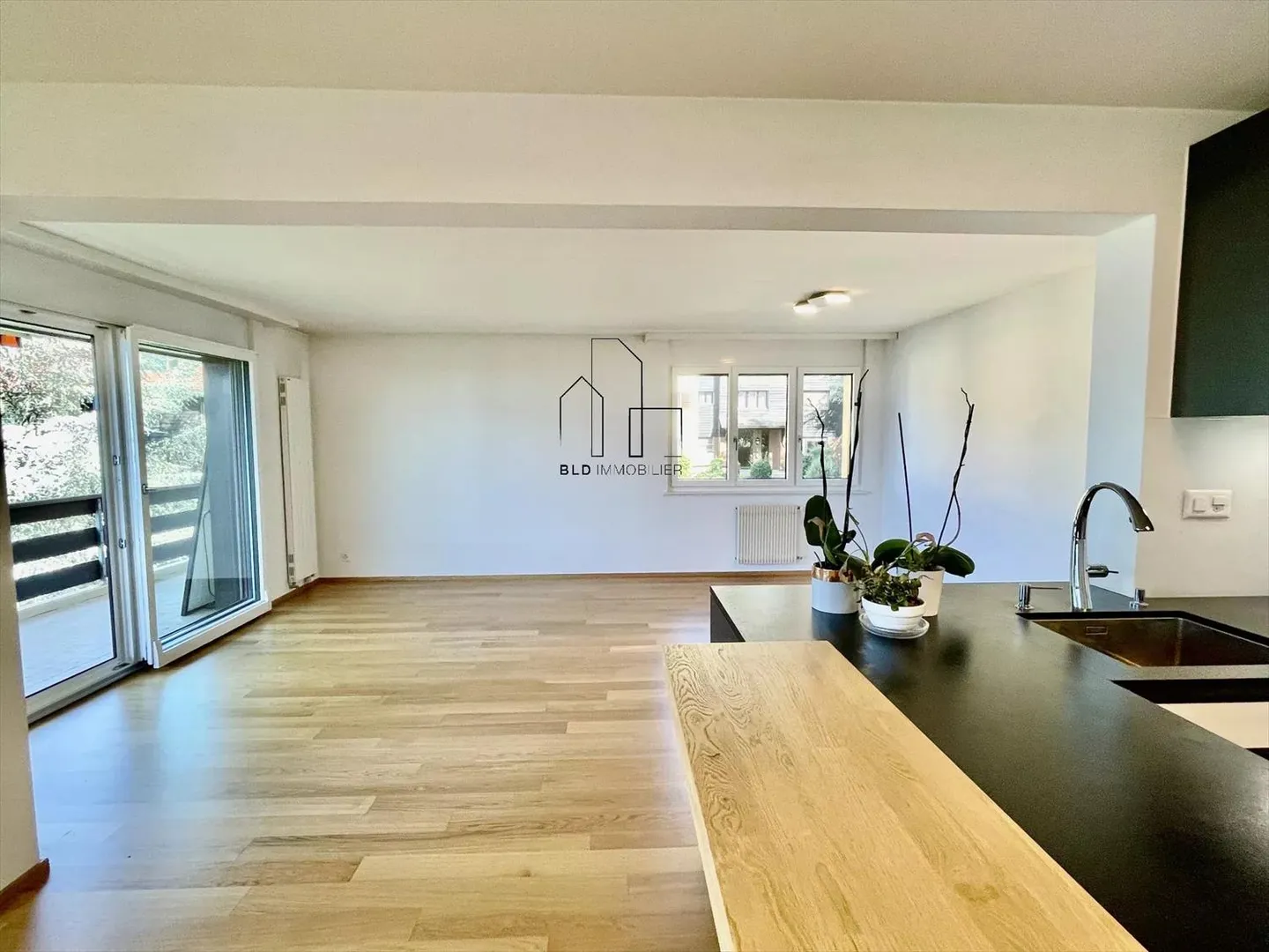 Helles 5.5-Zimmer-Wohnung komplett renoviert - Foto 3 von 13