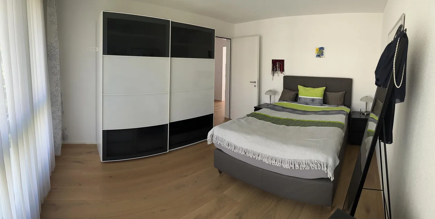 Dreamlike, modern condominium - Photo 6 of 8