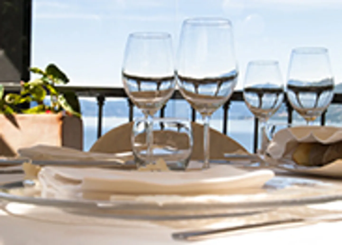 Modern Restaurant Near Lausanne - Photo 1 of 1