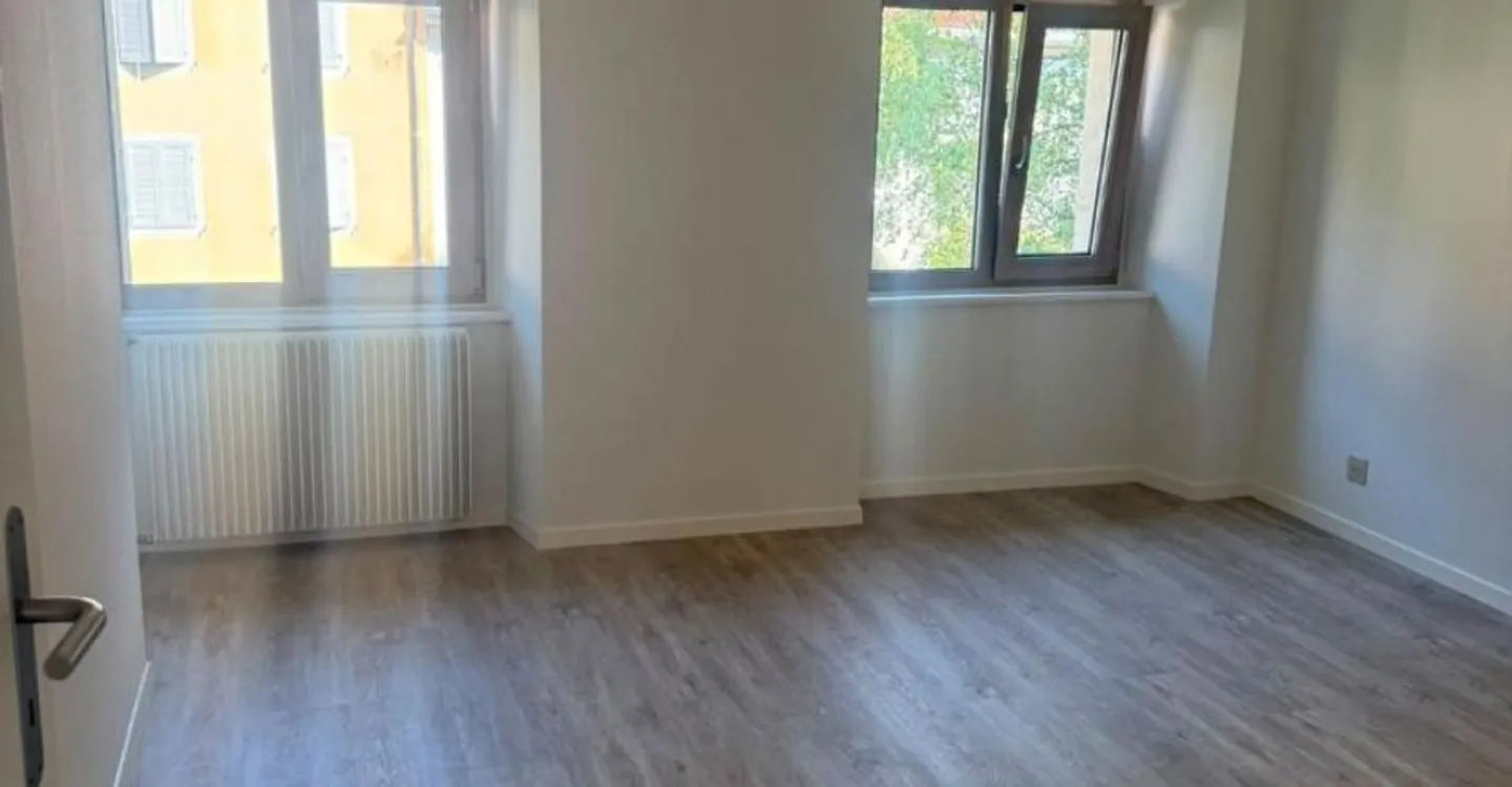 Bel Appartement Rénové - Photo 6 sur 7