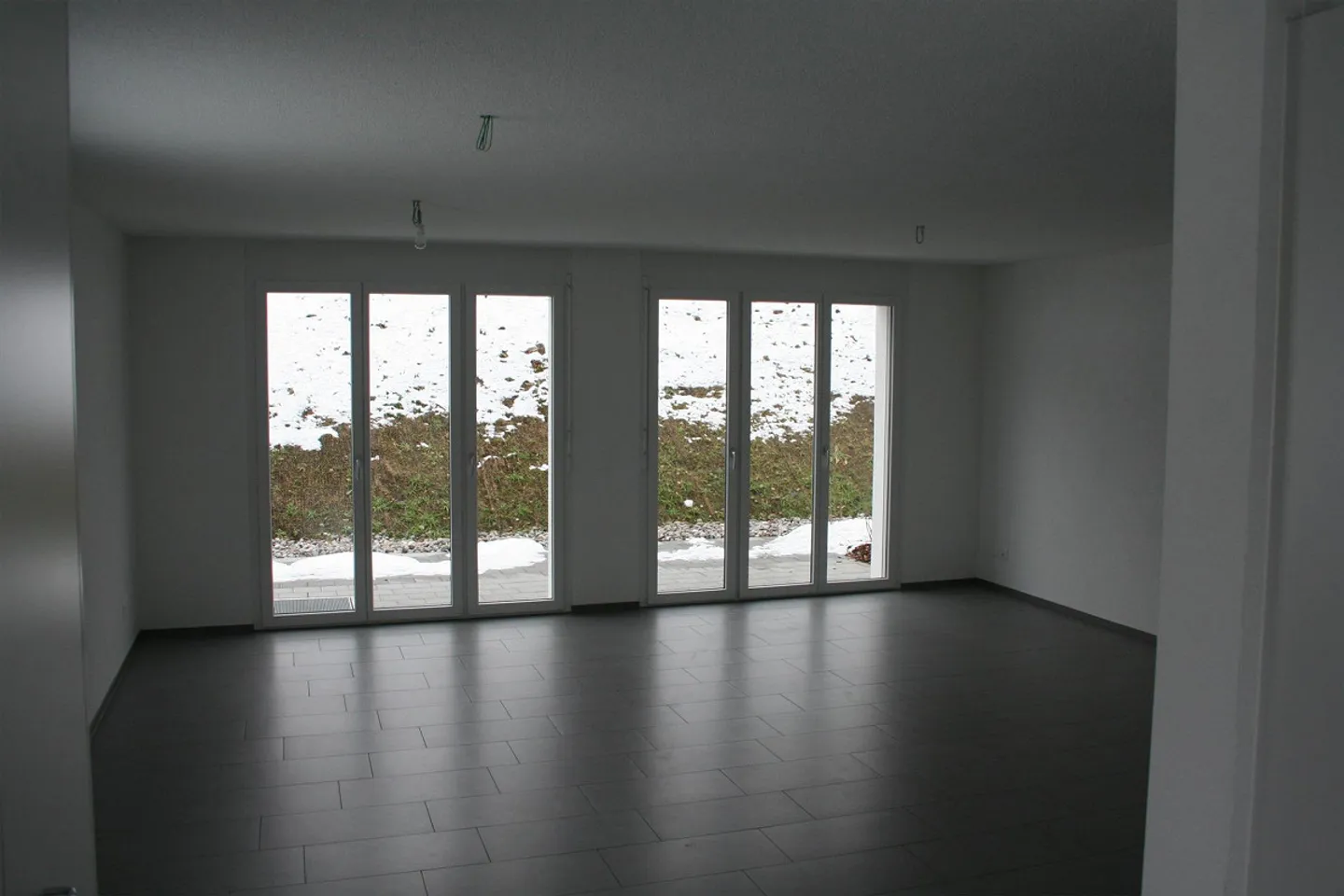 Modernes Familienhaus mit Garten - Foto 9 von 12