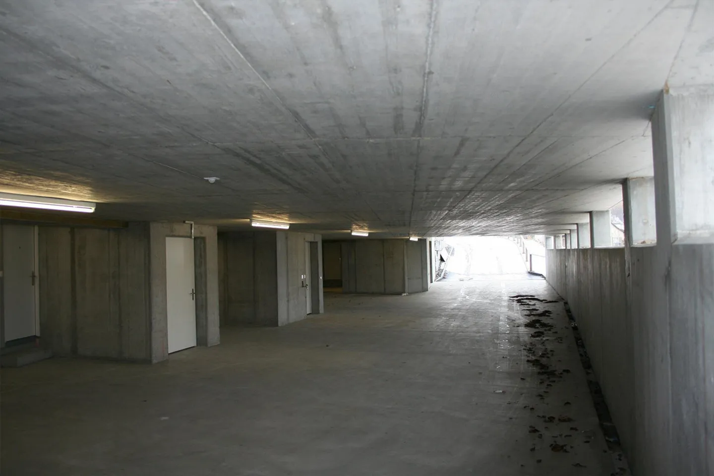 Modernes Familienhaus mit Garten - Foto 12 von 12