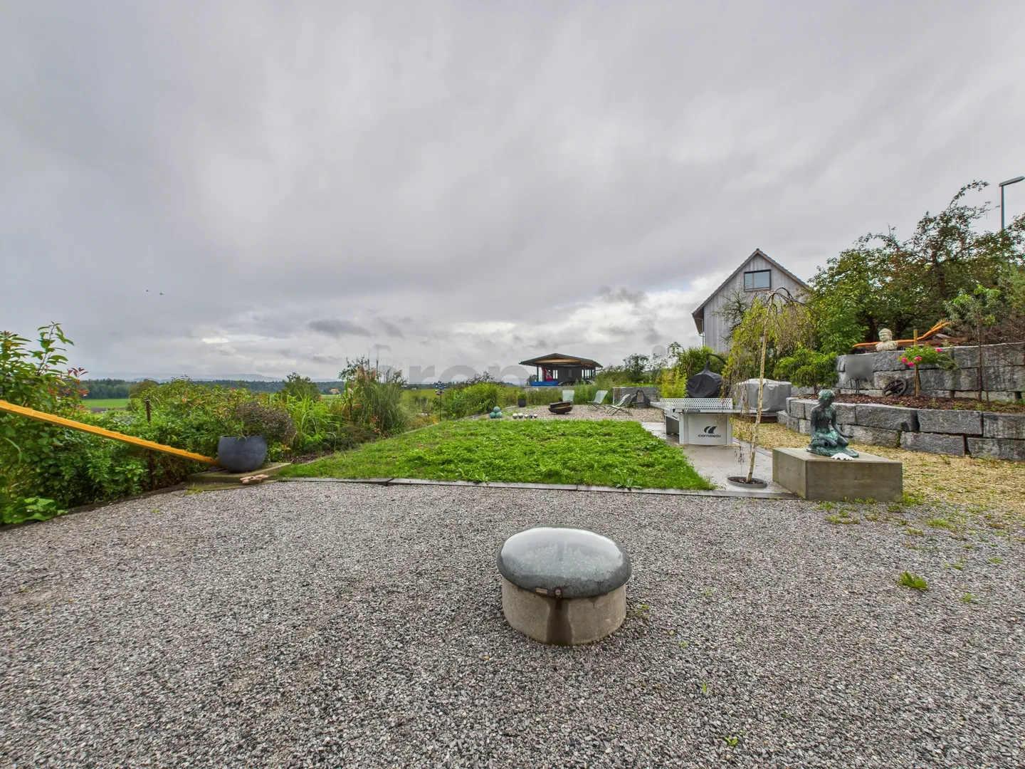 Apartment for rent - Photo 8 of 9