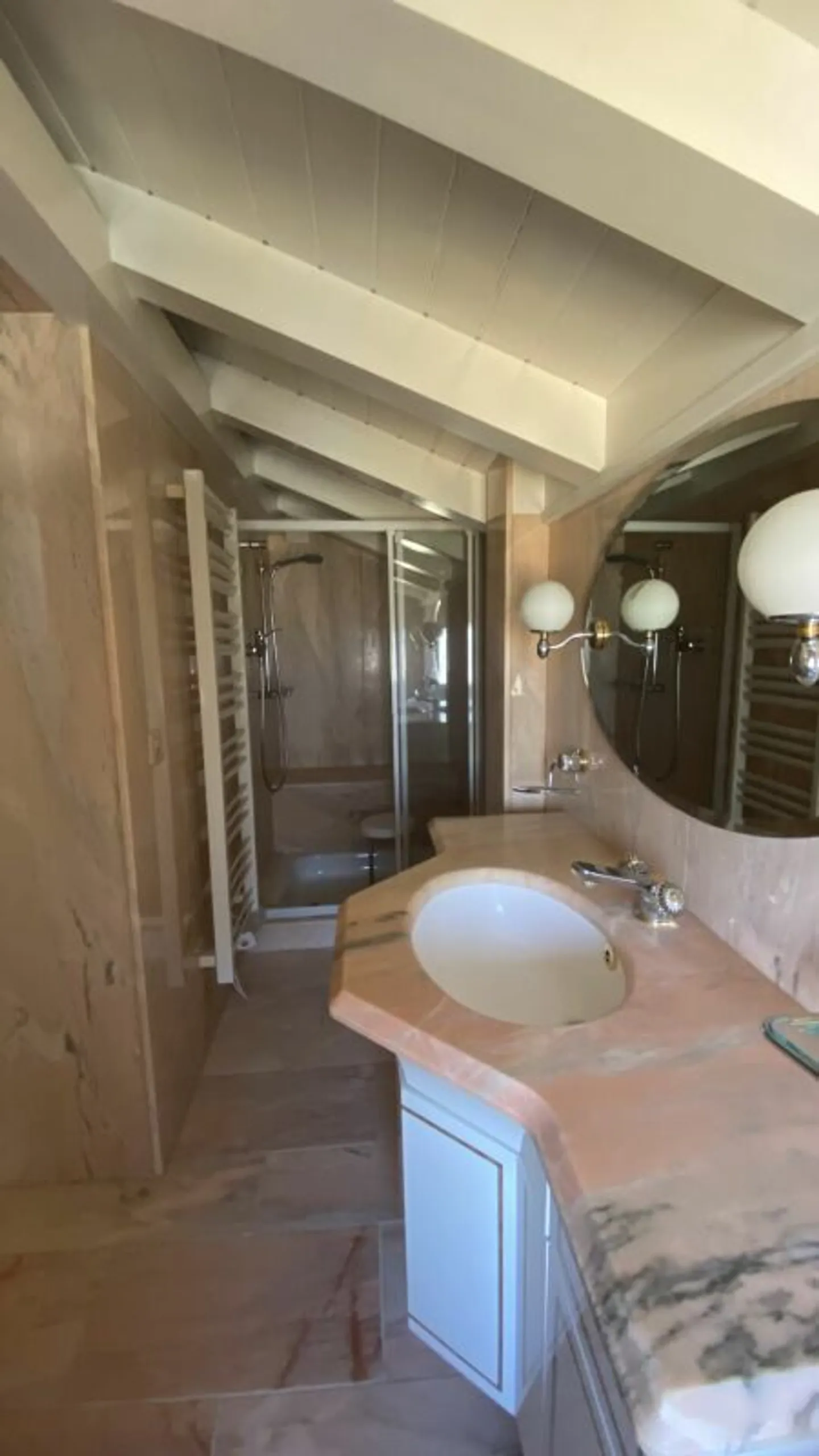 Casa singola in affitto - Foto 14 di 17