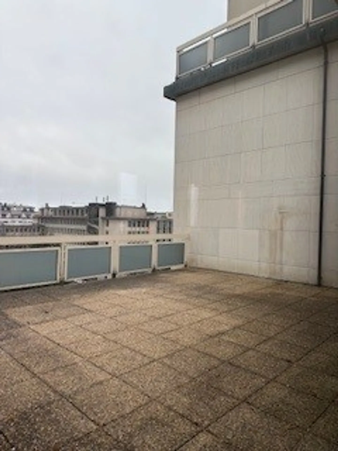 Apartment for rent - Photo 12 of 13