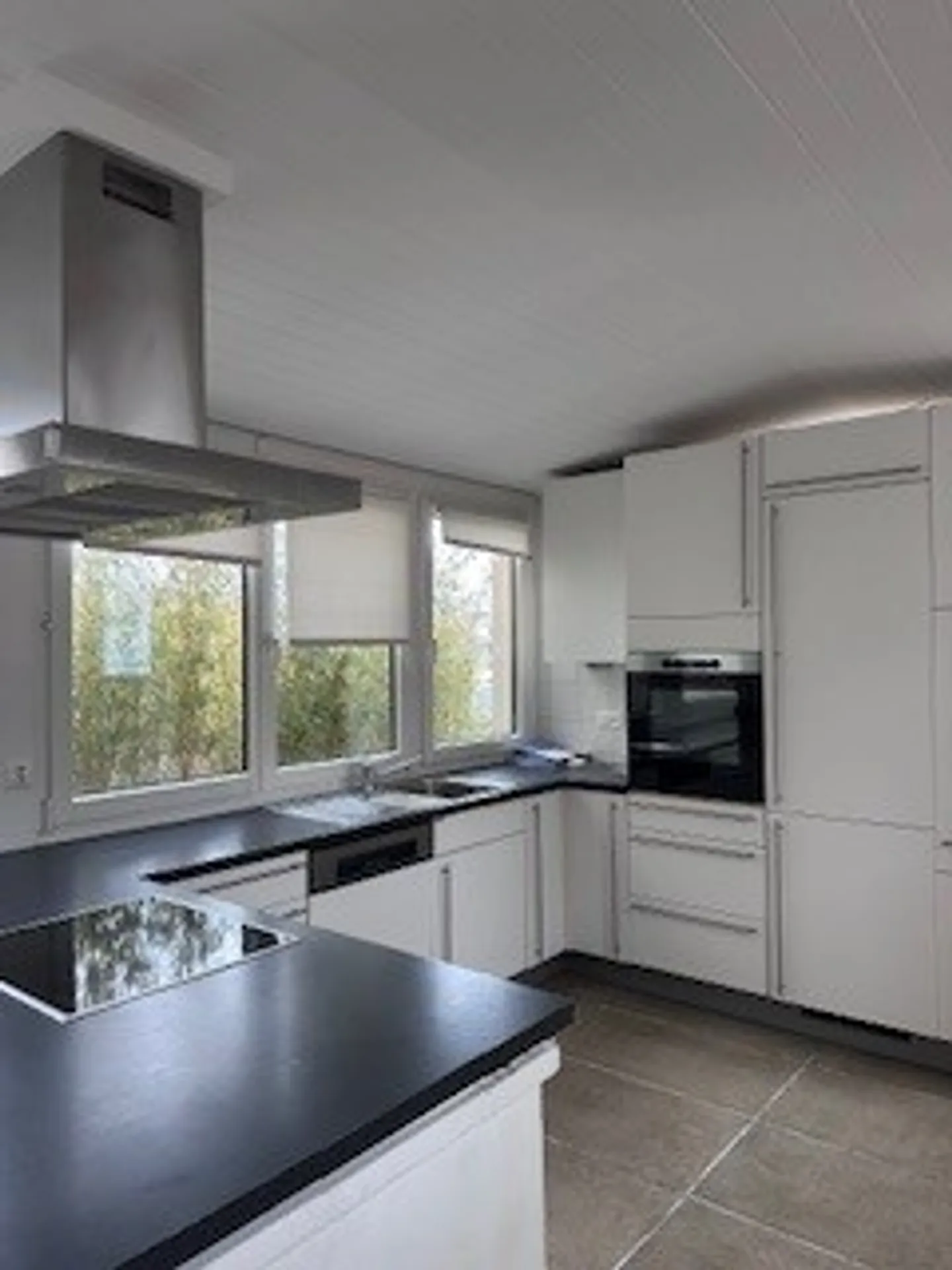 Apartment for rent - Photo 7 of 13