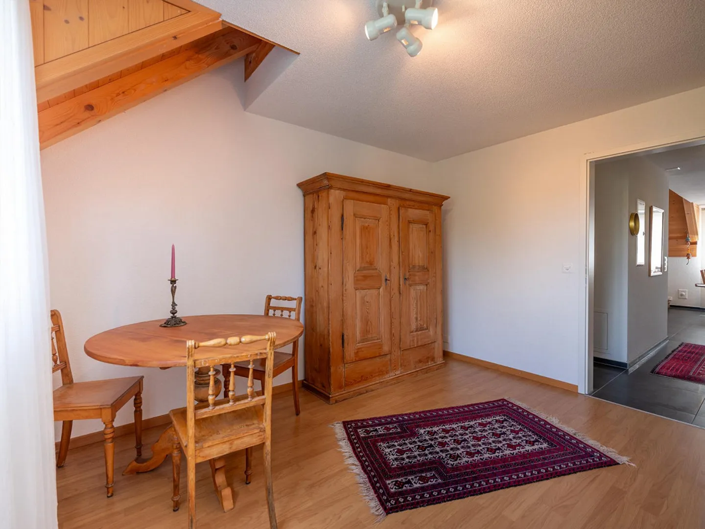Modern 4.5-room maisonette apartment with Swedish stove - Photo 14 of 24