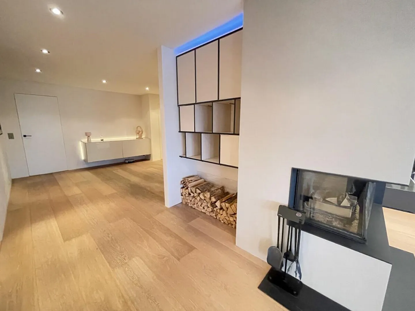 BETTER VIEWS - Photo 5 of 13