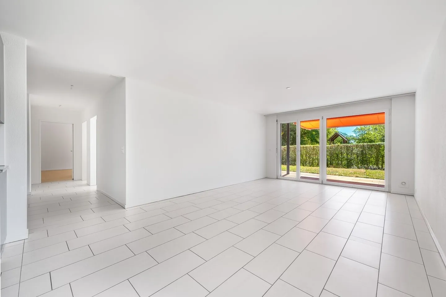 Dream apartment in Bülach-West seeks tenants! - Photo 2 of 13