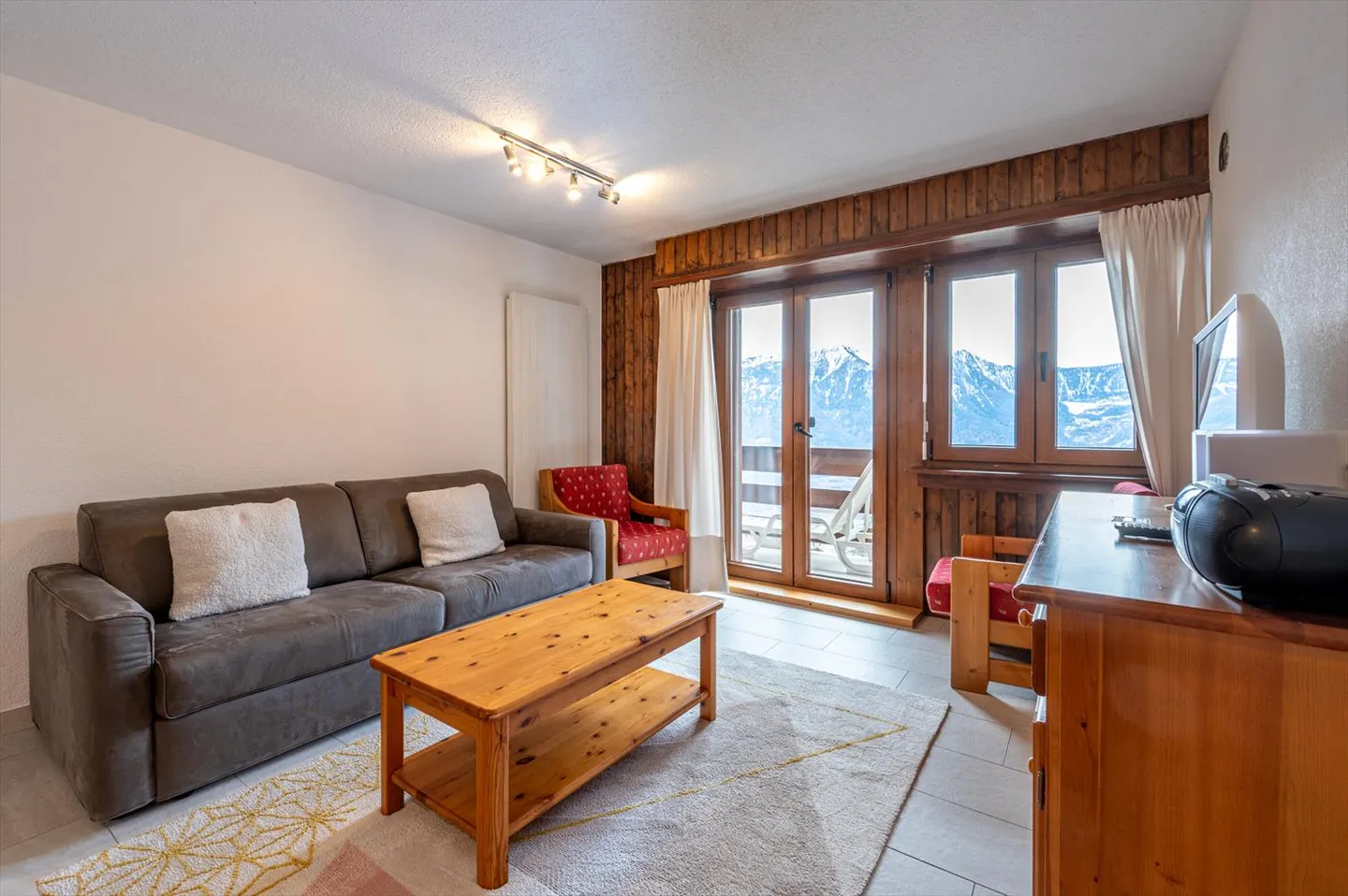 2.5 Room Apartment - Photo 8 of 12