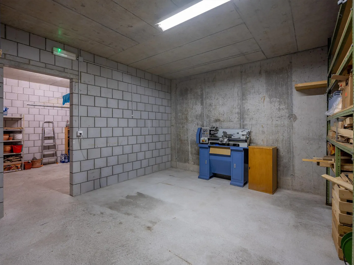 Modern 4.5-room maisonette apartment with Swedish stove - Photo 23 of 24