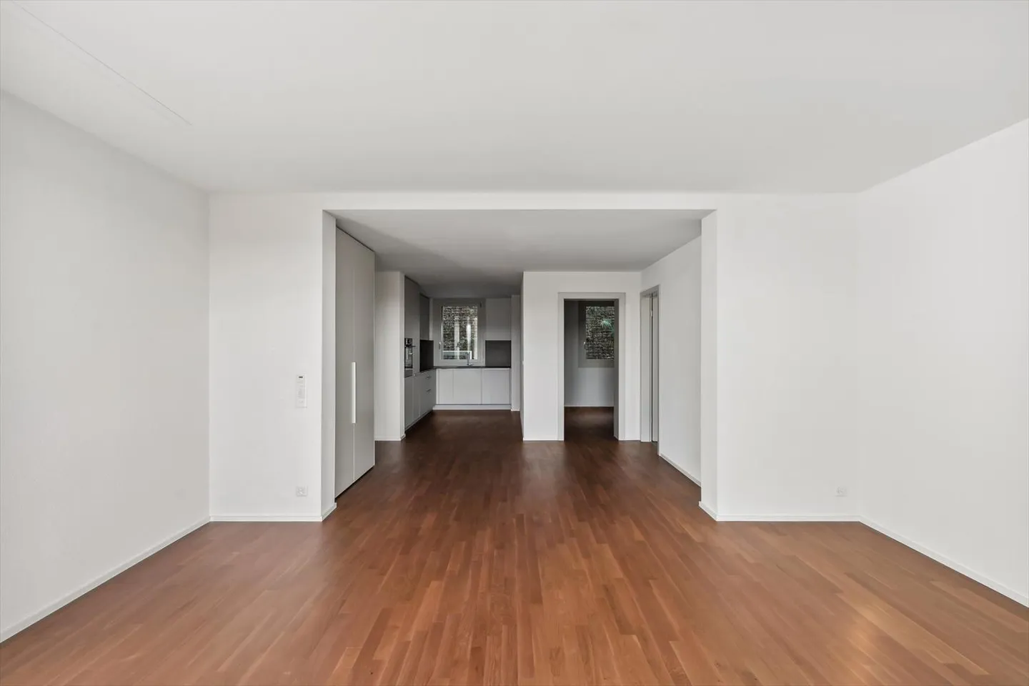 Beautiful 2.5-room apartment with 66m2 and balcony - Photo 3 of 12