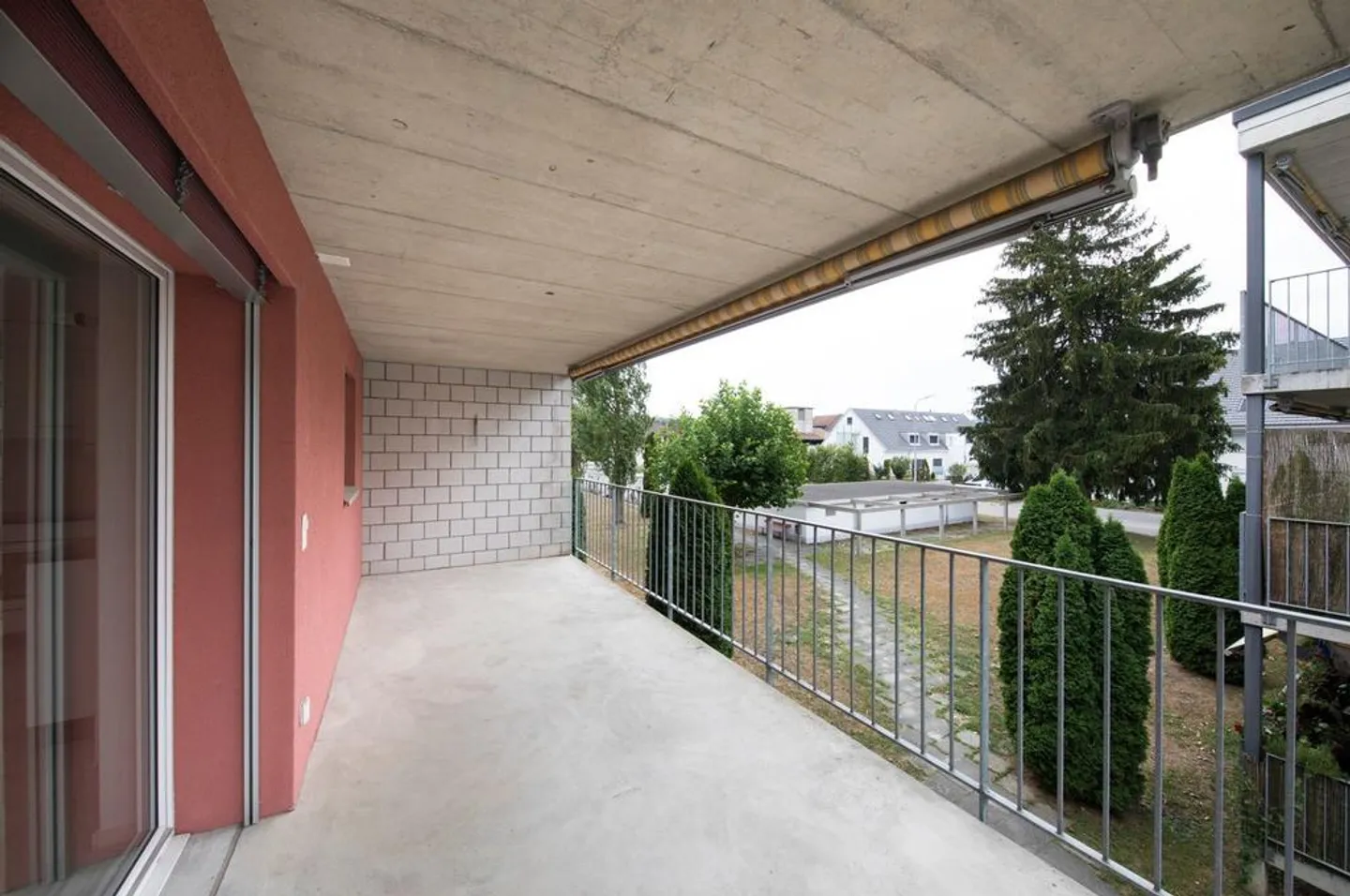 Here you live modern! - Photo 8 of 10