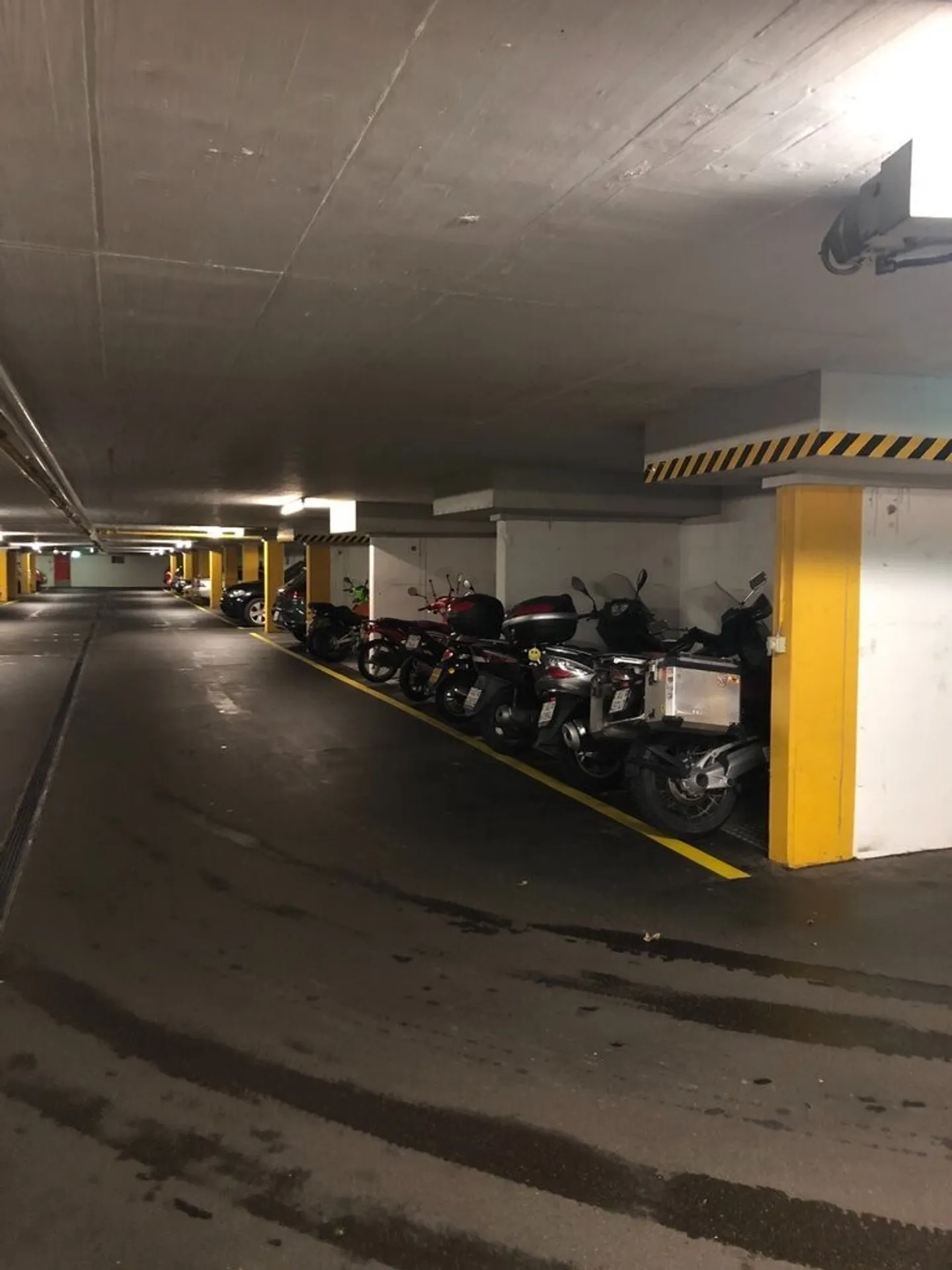Louer un parking souterrain à Oberentfelden - Photo 3 sur 3