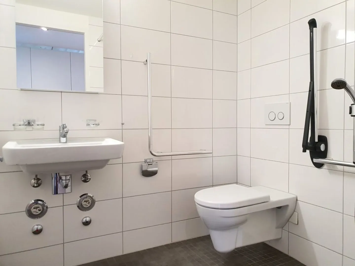 Vita assistita: moderno appartamento di 3,5 locali con finiture moderne e bel balcone - Foto 6 di 9