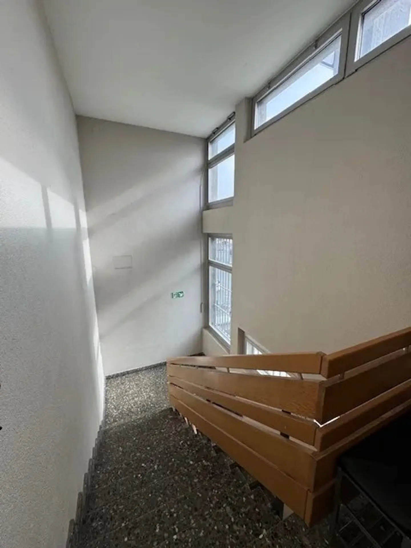 Bâtiment à louer, Alte Bernstrasse 127, à Steffisburg, Suisse - Photo 4 sur 6