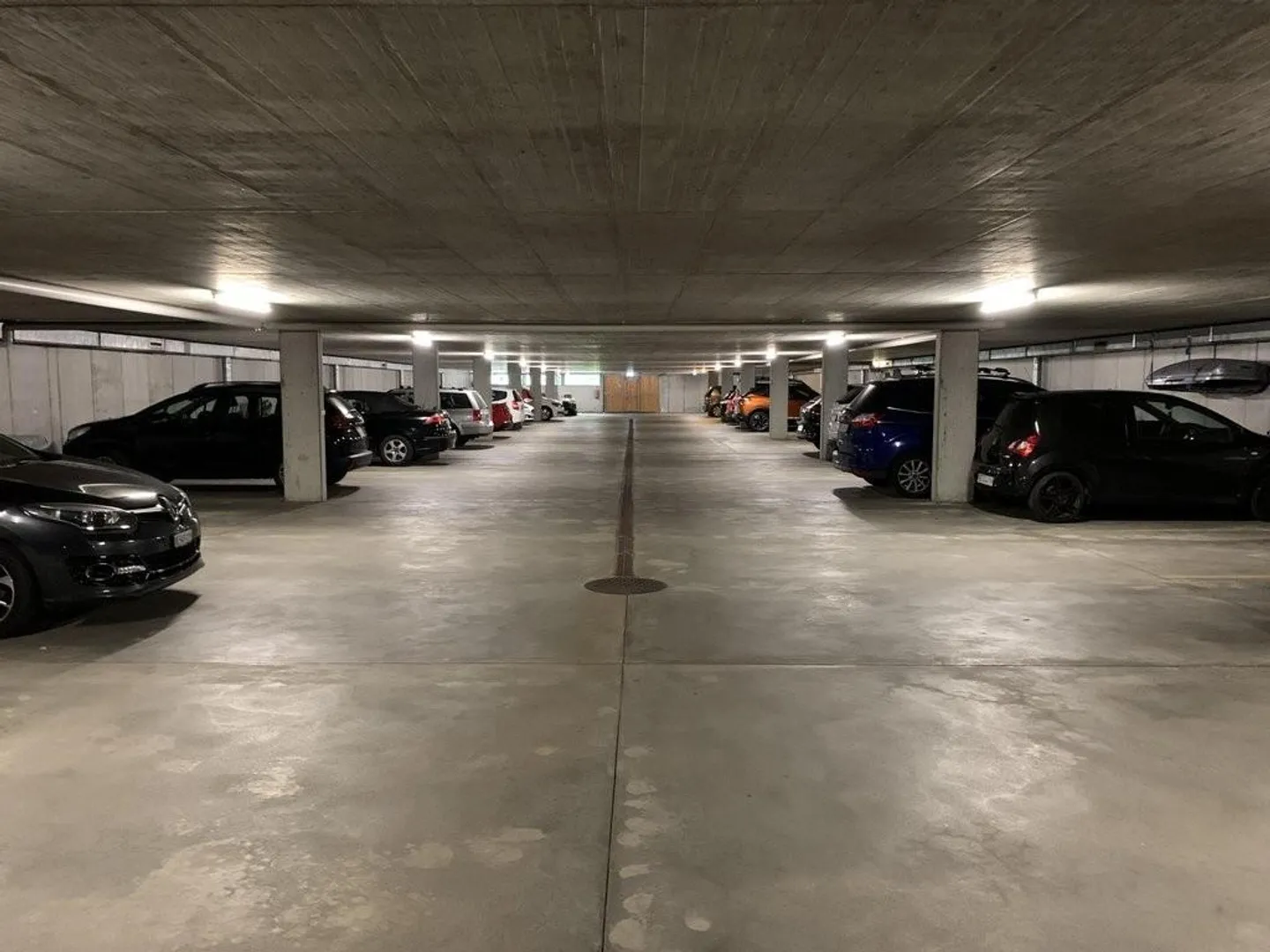 Posto auto a Belp - Foto 2 di 2