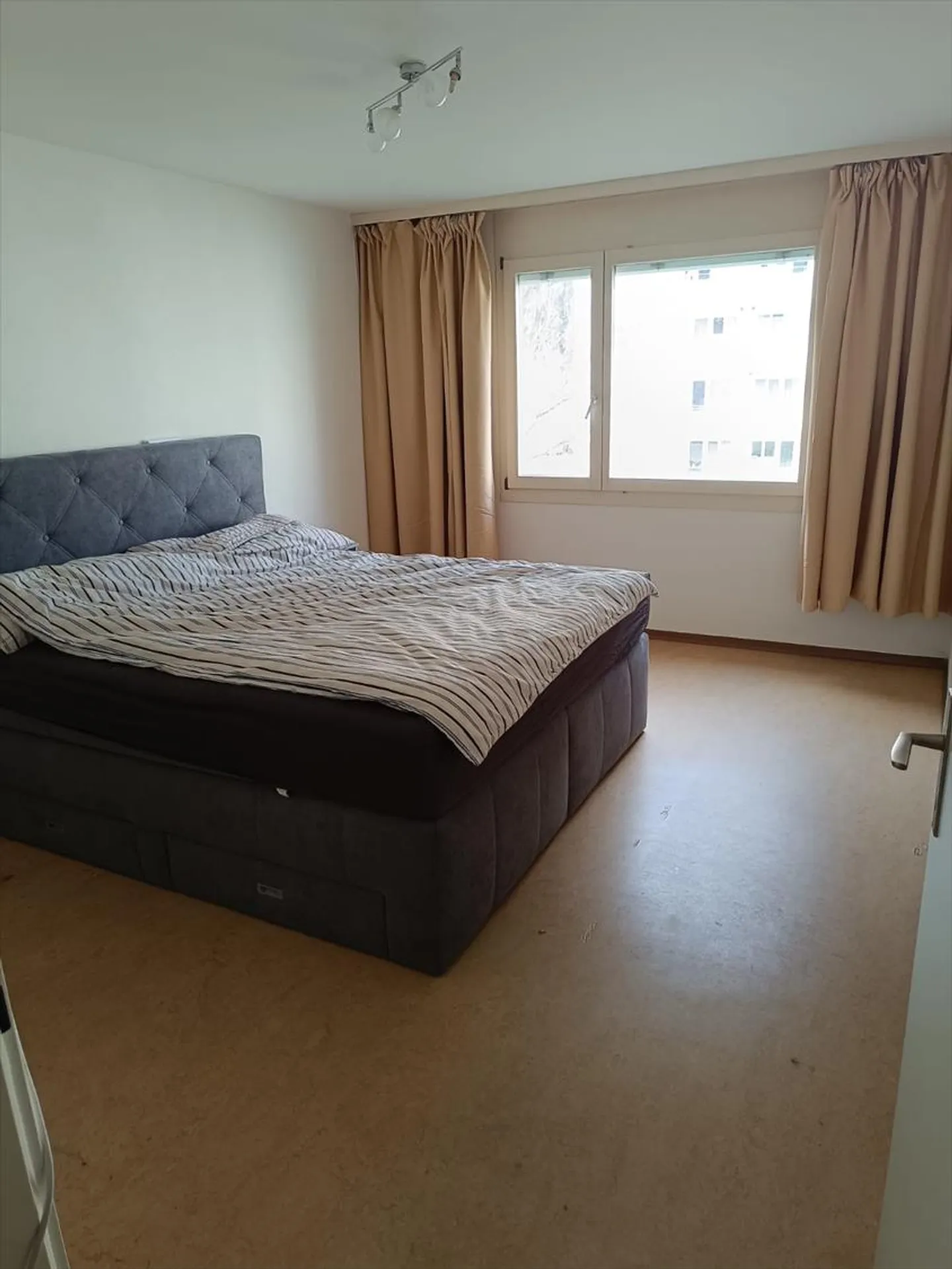 3.5 Room Apartment - Photo 4 of 6