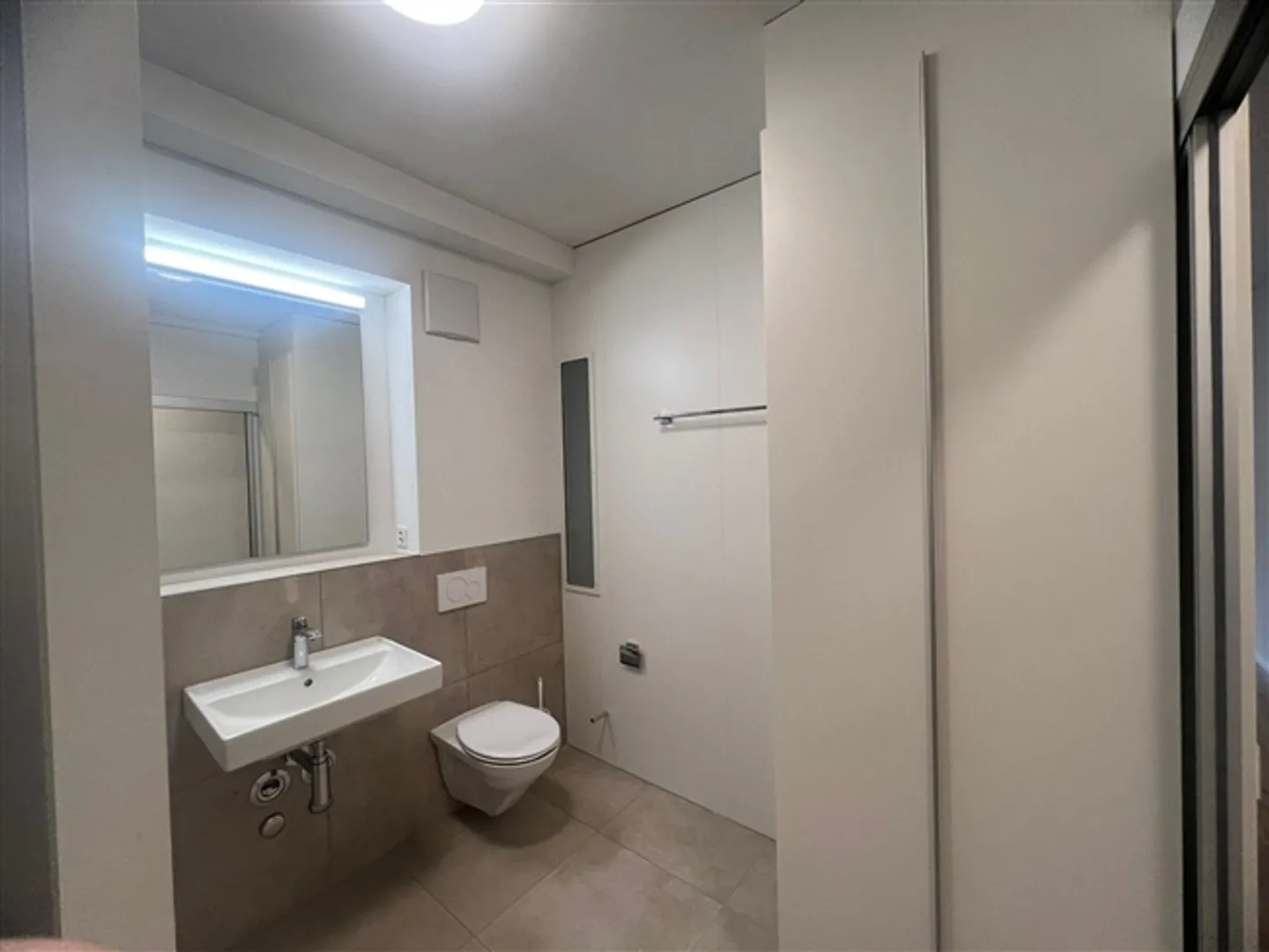 Nuovo studio 1.5 camere al piano superiore (n. 12) - Foto 4 di 11