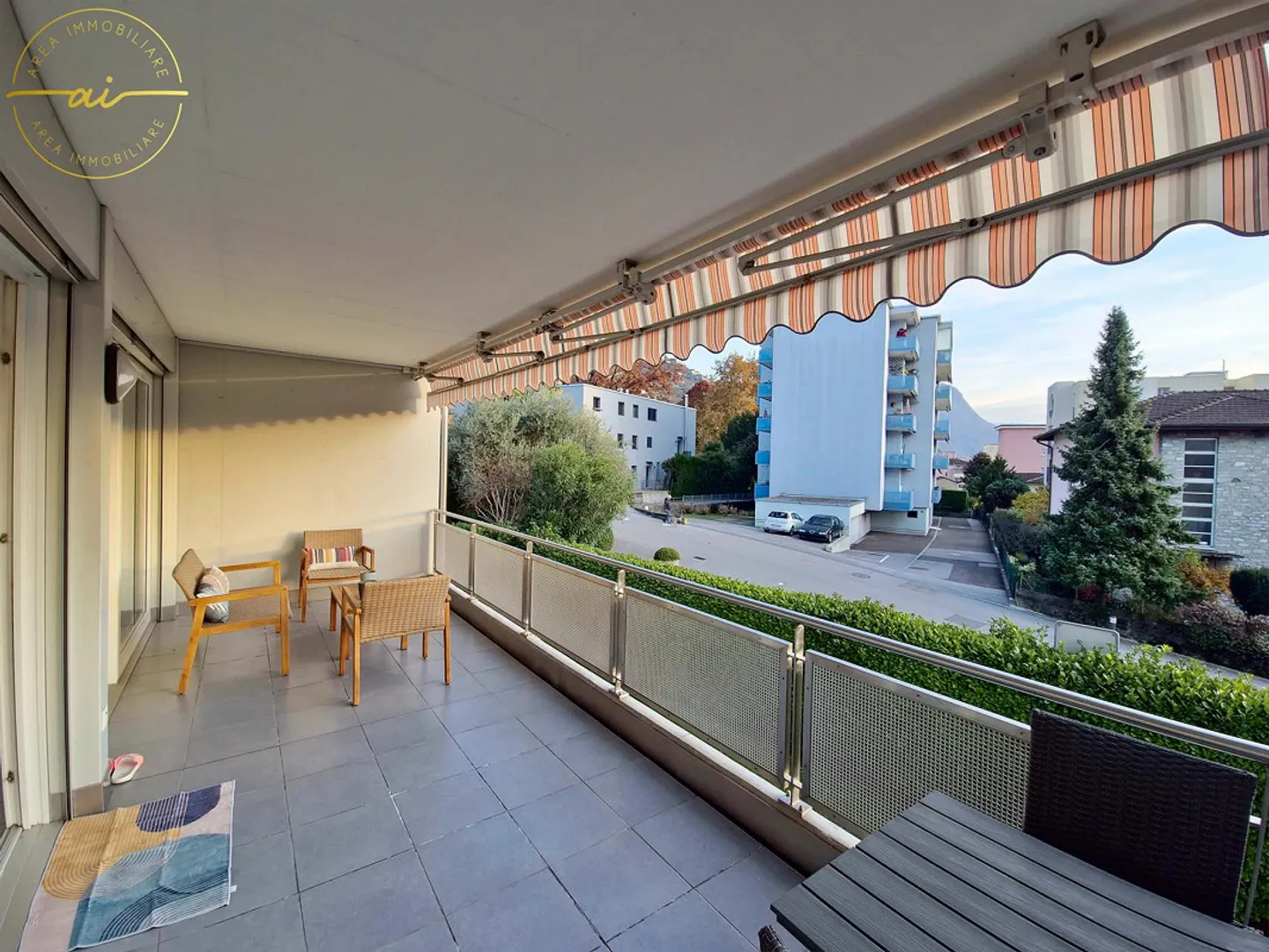 APPARTEMENT LUMINEUX DE 3.5 PIÈCES AVEC VUE OUVERTE - Photo 7 sur 13