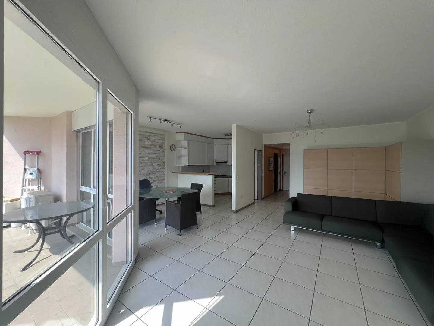 OCCASION - APPARTEMENT 4.5 PIÈCES AVEC VUE SUR LE LAC À LUGANO - Photo 1 sur 9