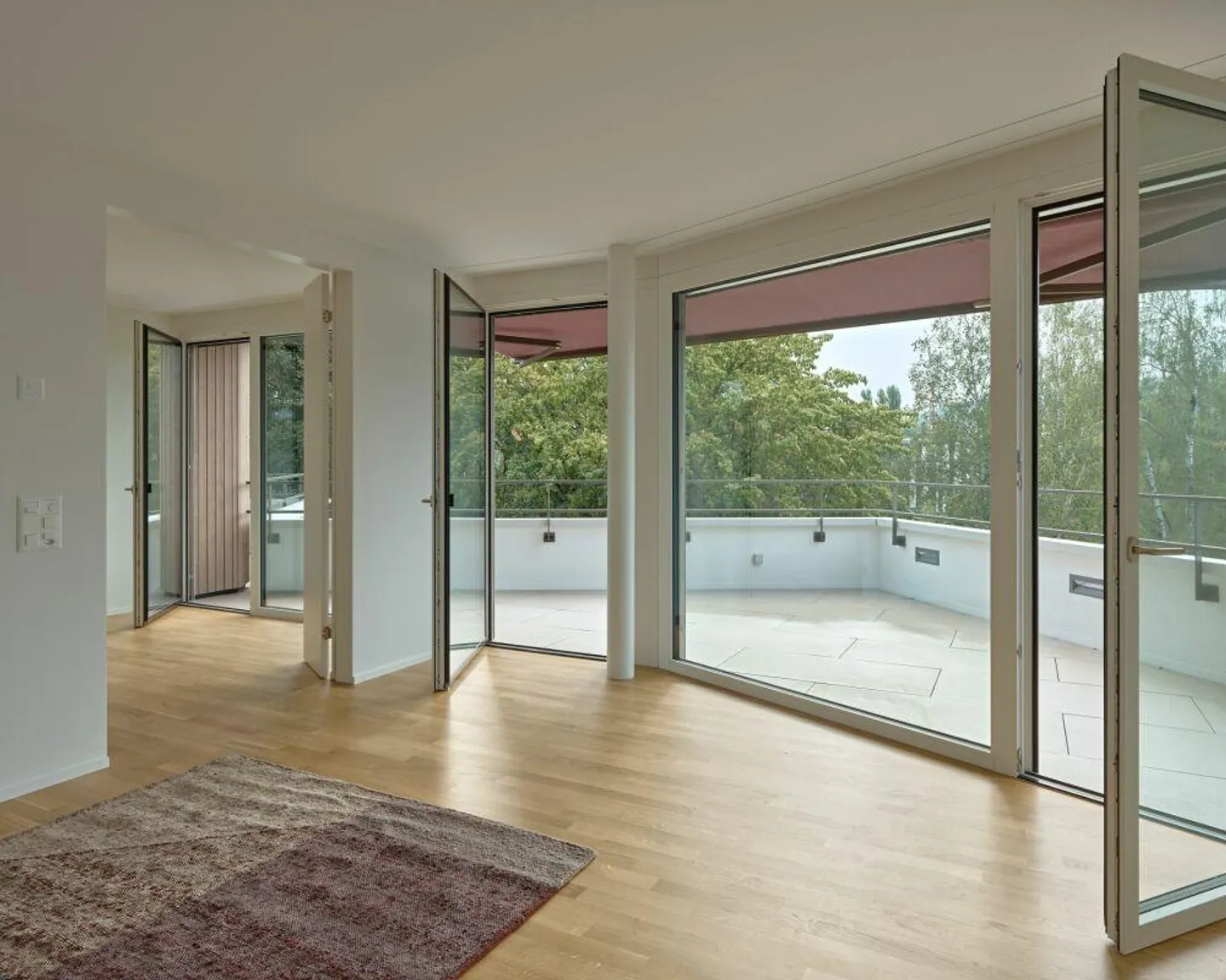 «Deux Hêtres» - Terrasse avec vue sur le vert - Photo 2 sur 6