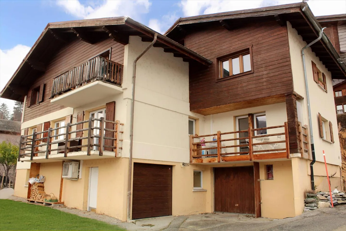 Bellissimo appartamento di 5,5 stanze ristrutturato e con vista - Foto 1 di 8