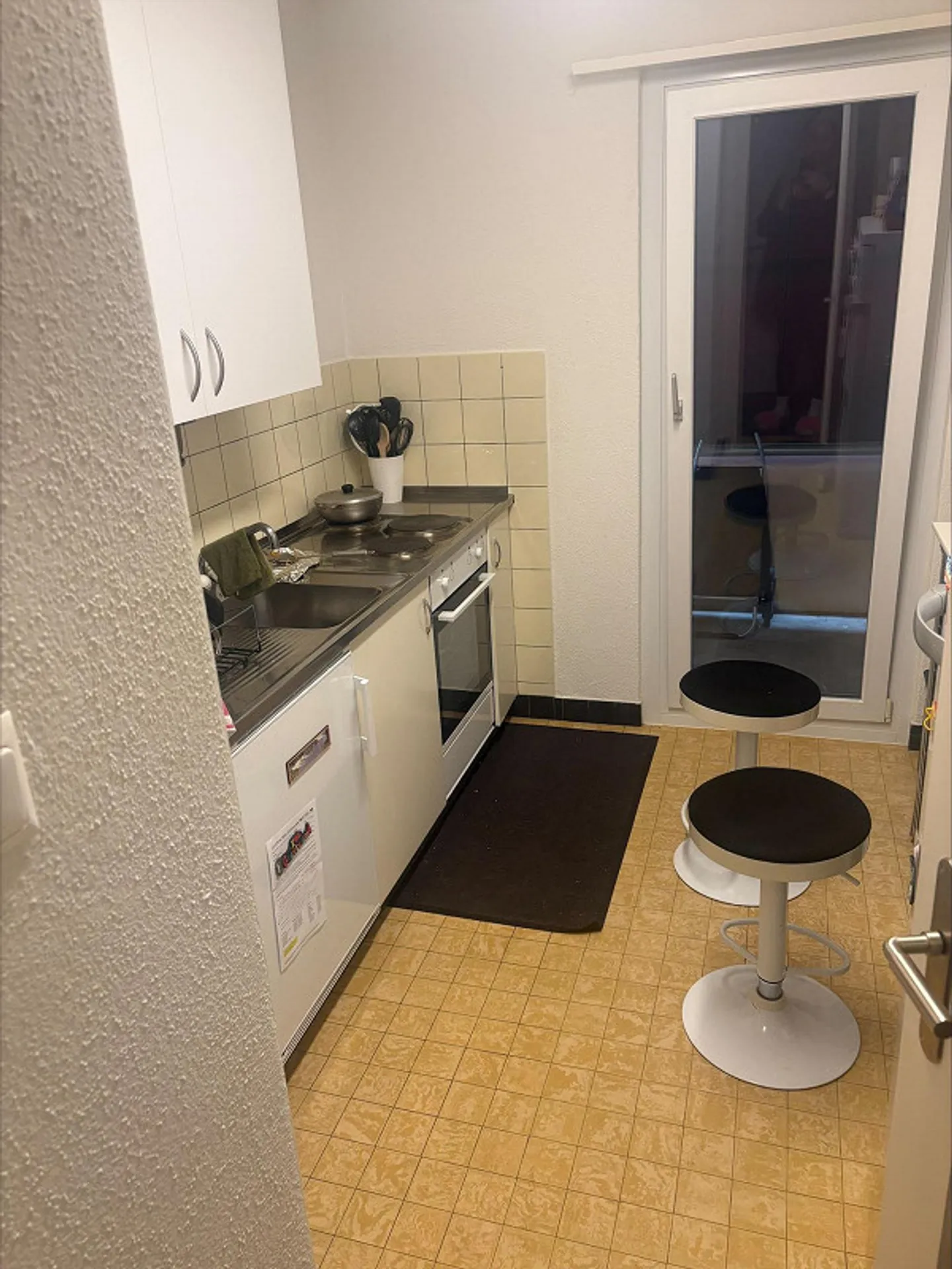 Charmante Wohnung in Basel - Foto 2 von 4