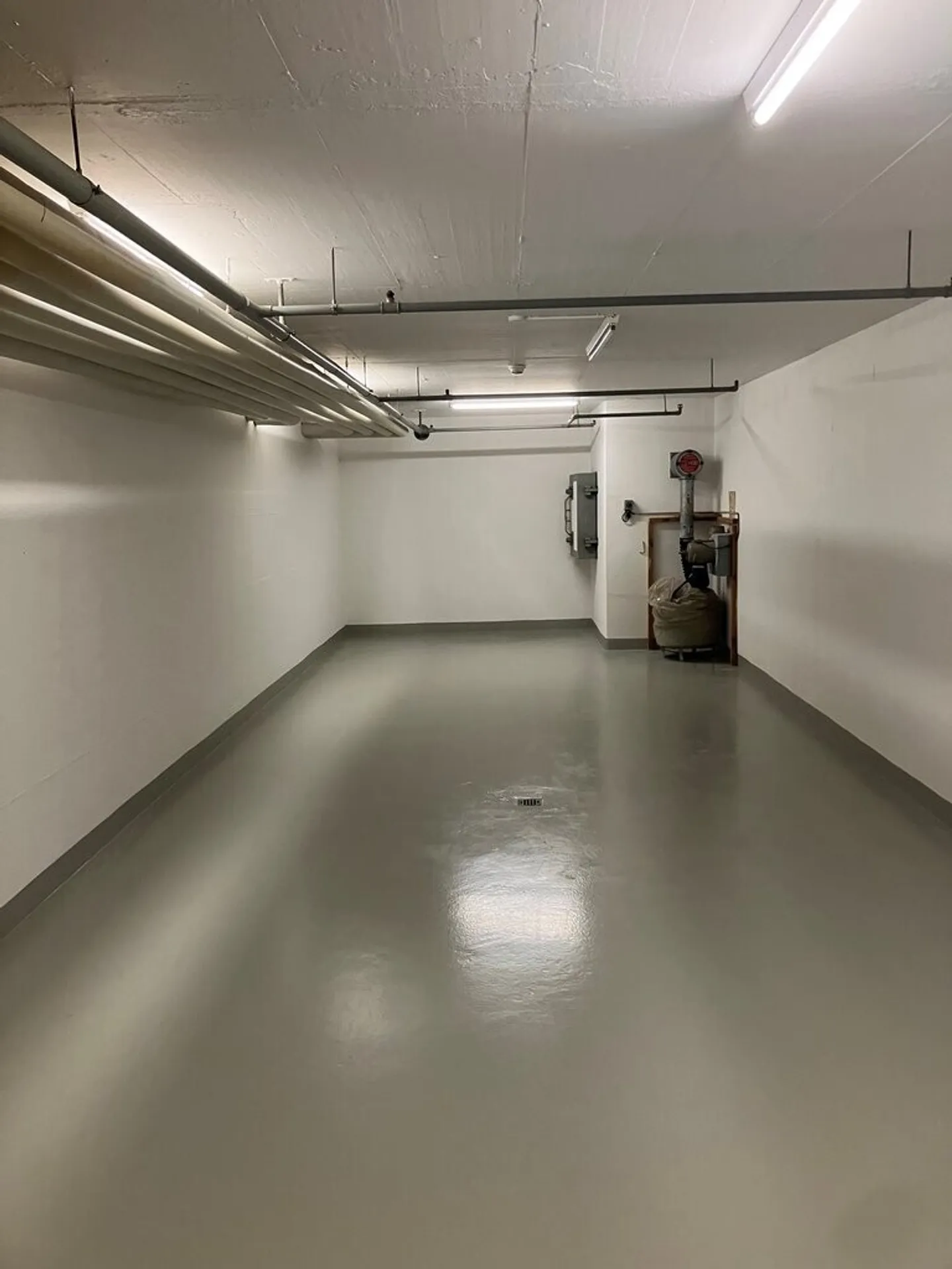 Storage Space in Zurich - Photo 3 of 4