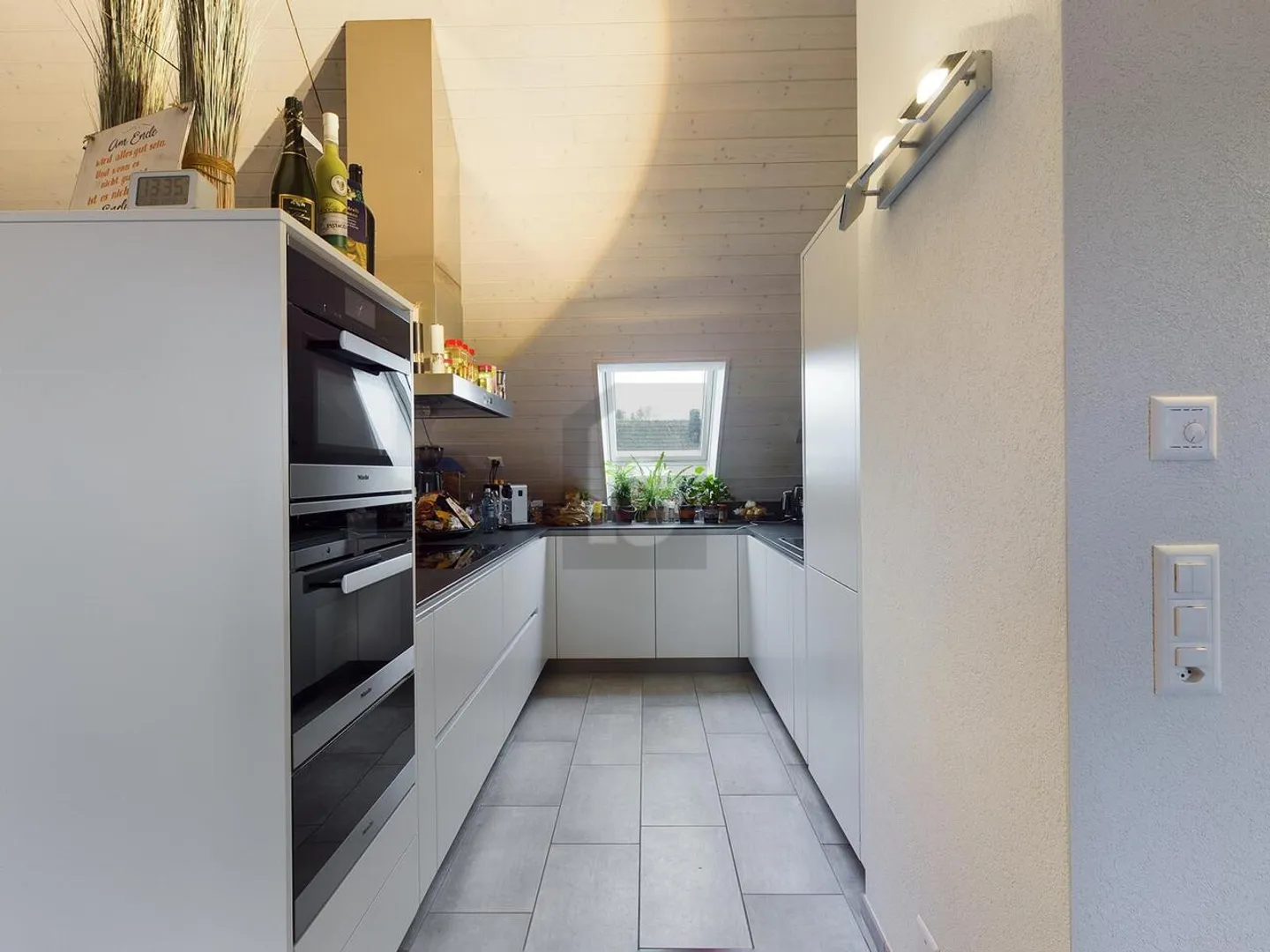 Modernes Penthouse mit atemberaubendem Blick - Foto 2 von 6