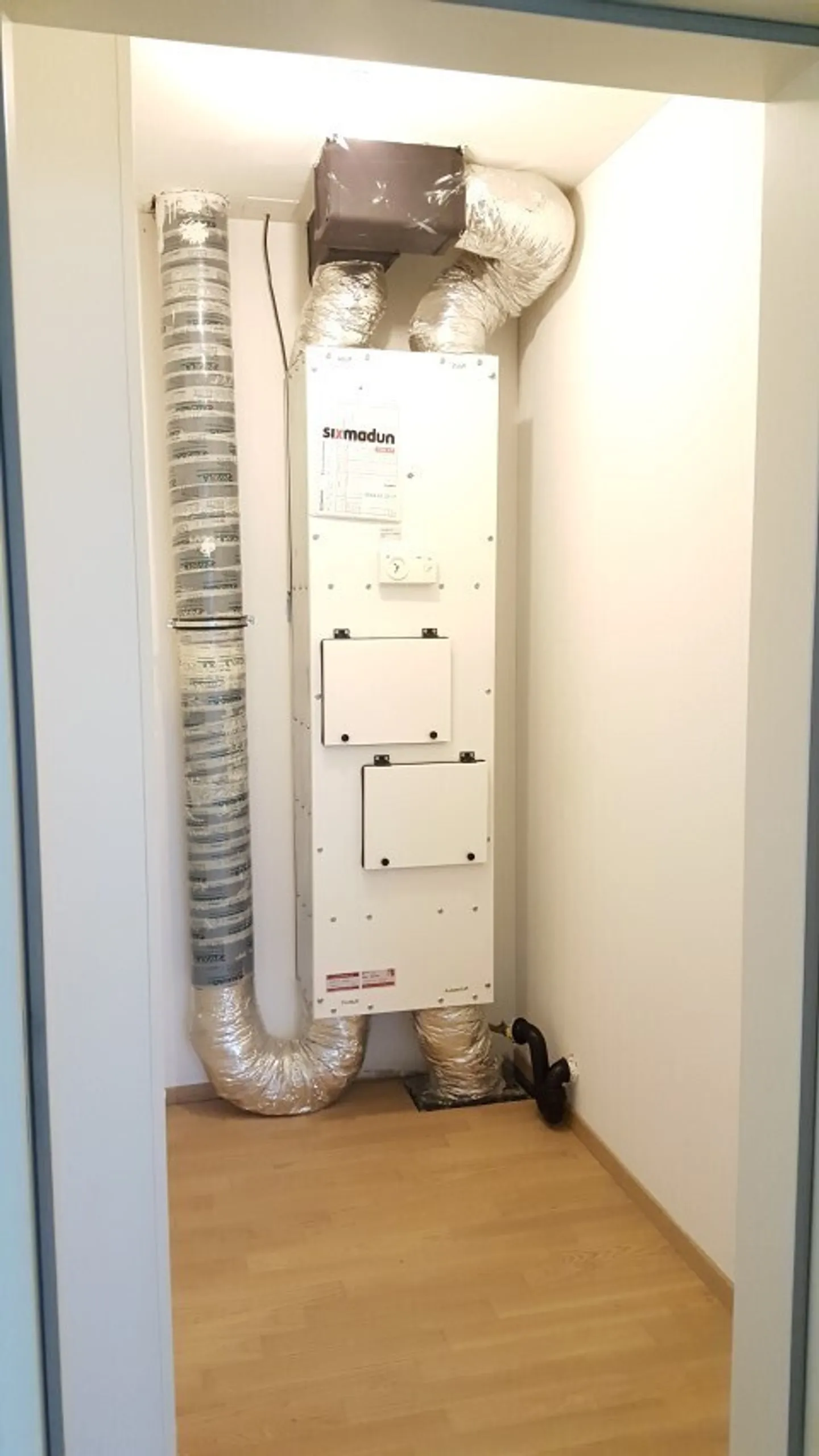 Beautiful, nearly new 3.5-room apartment on the 2nd floor - Photo 6 of 8