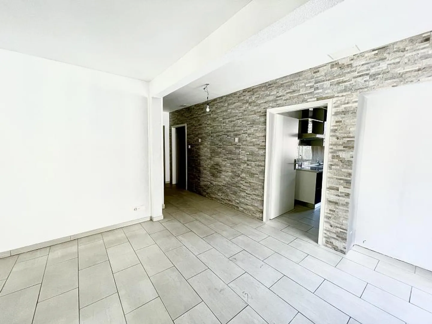 HOUSE WITH 4 APARTMENTS OF INTEREST - Photo 3 of 6