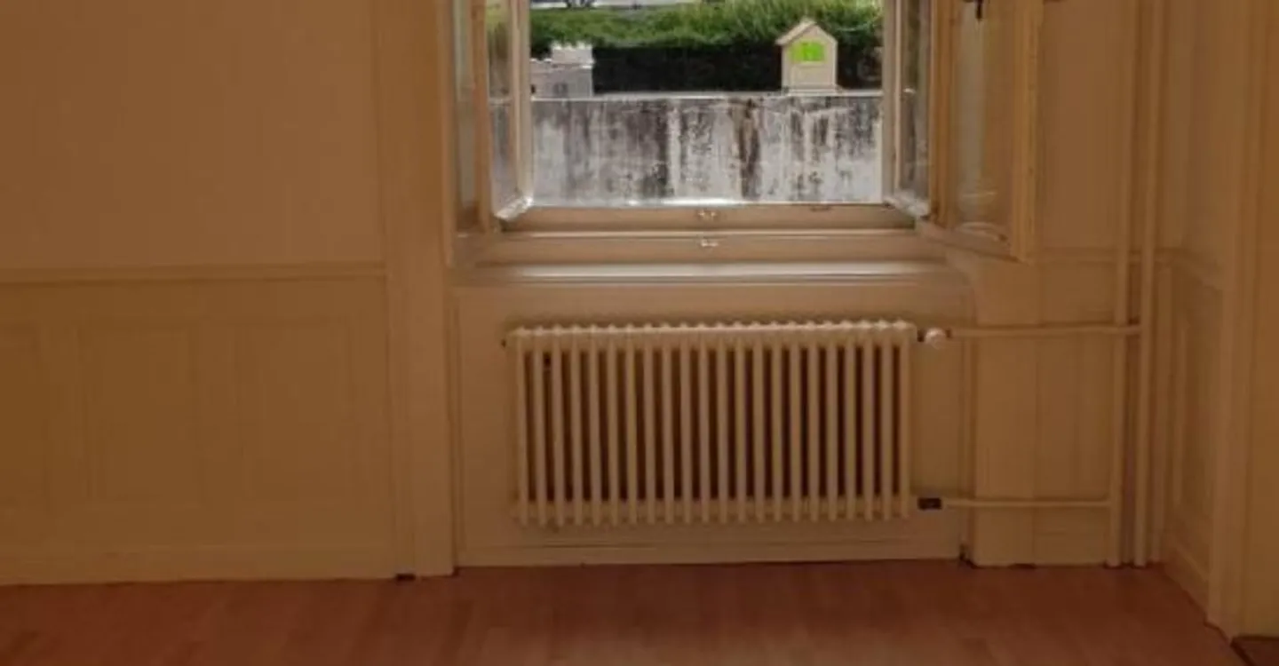 01995 - 4-room apartment - Midi 19 - Le Locle - Photo 5 of 8