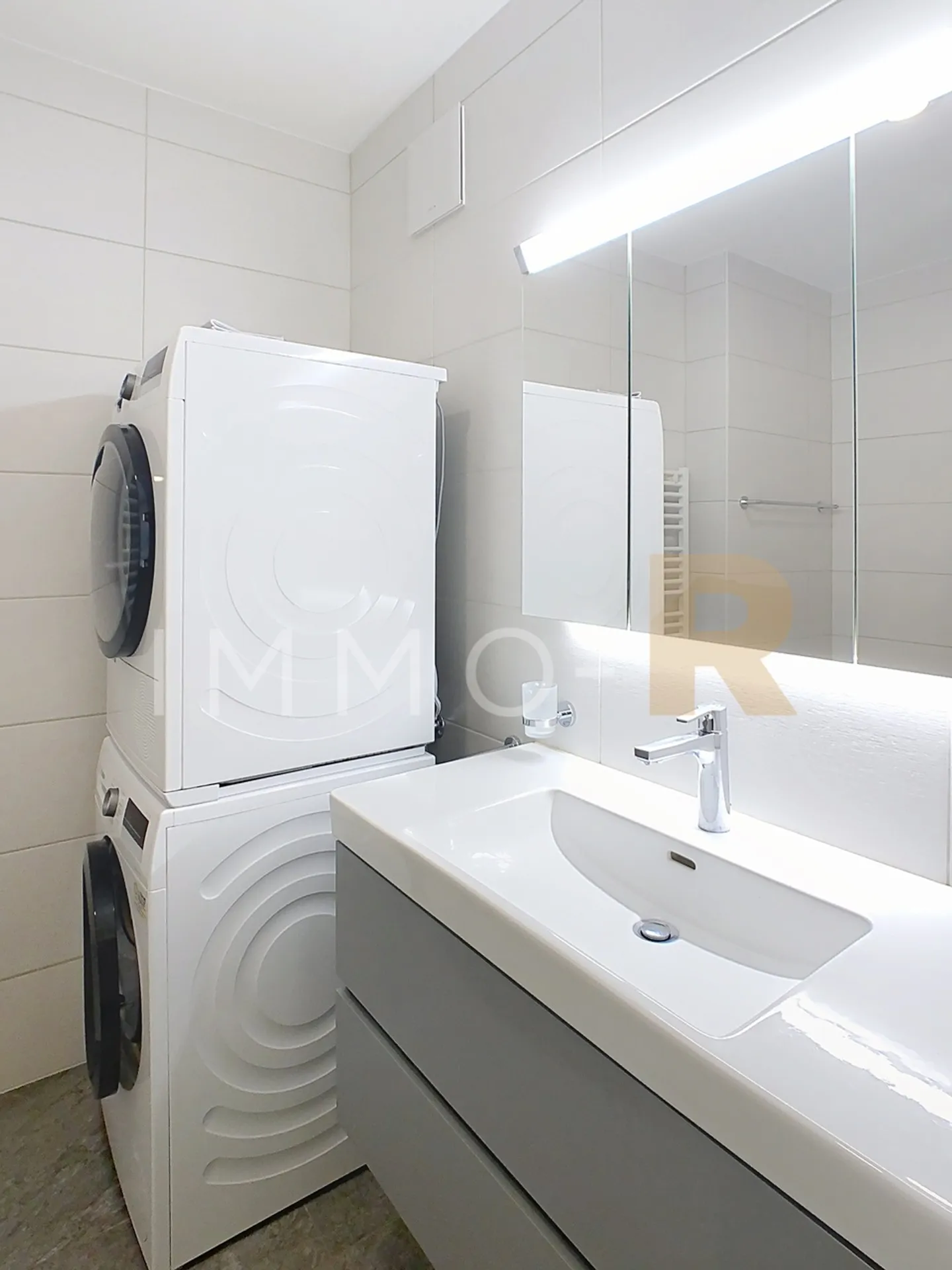 Wunderschöne 4.5-Zimmer-Wohnung mit großem Balkon - Foto 9 von 12