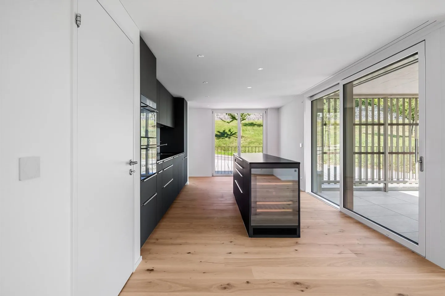 Appartamento al piano terra con giardino privato di 70 m², sauna, casa intelligente - Foto 1 di 11